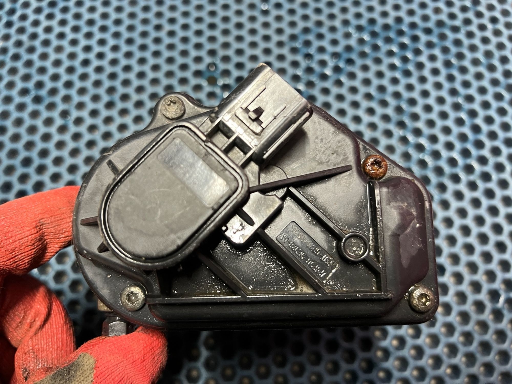 VR2S6U9E927FS Заслонка дроссельная Ford Focus II, 2000 рублей, Нижний Новгород