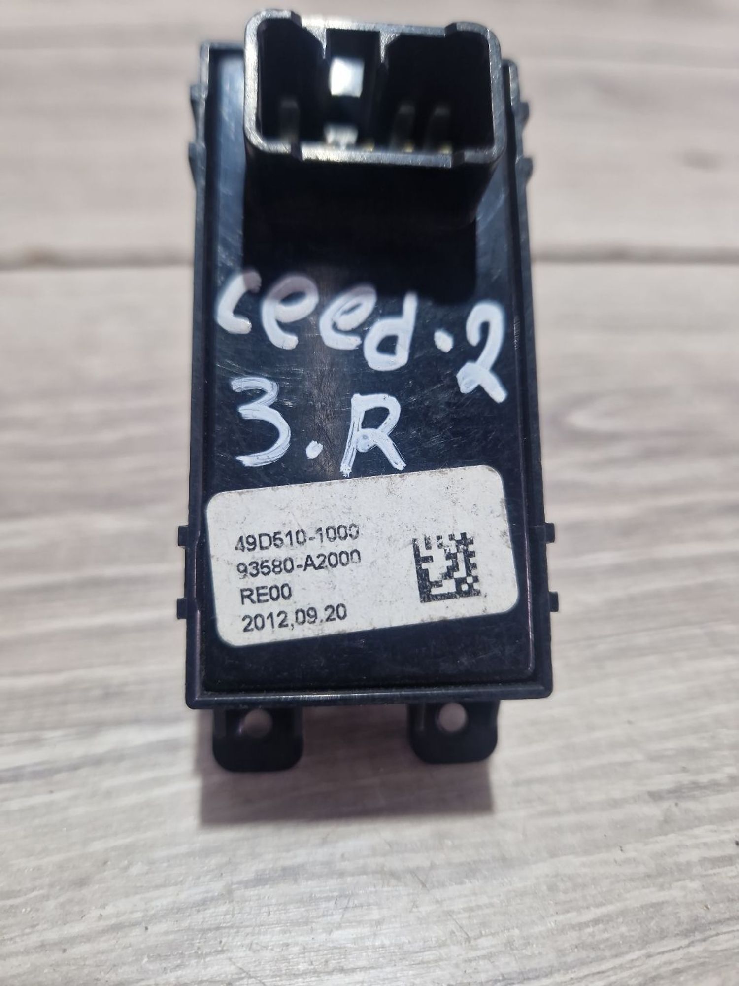 https://ycs.partsauto.market/partsauto-images/thmbs/userImages/0d5a73f363ec19ea8b7d8d6483ce4211/part/025288f5-b570-4872-8a69-412d27bcde43_1787652197543.jpg