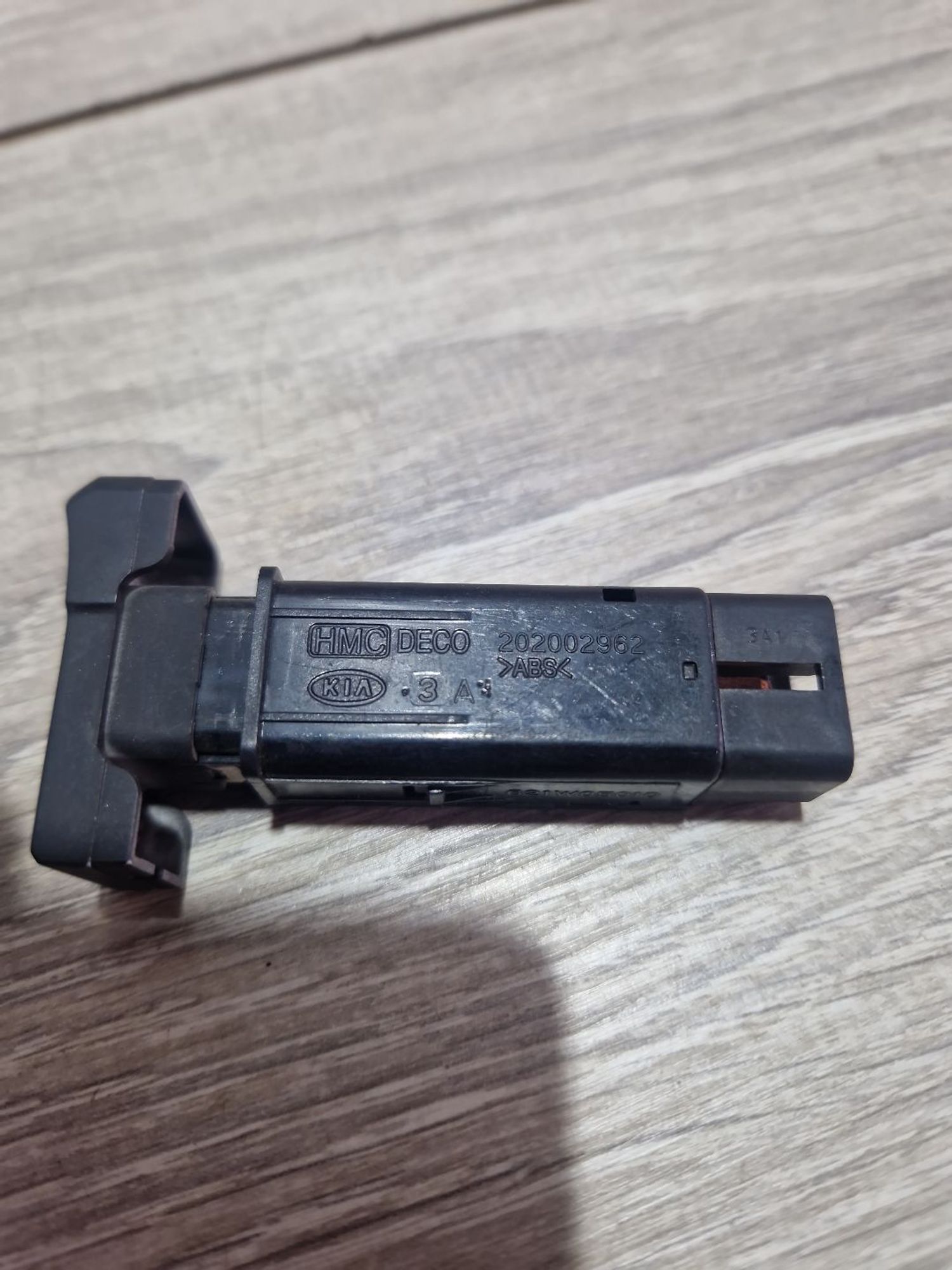 https://ycs.partsauto.market/partsauto-images/thmbs/userImages/0d5a73f363ec19ea8b7d8d6483ce4211/part/02ef6c2c-36a6-41eb-bf59-57b23d0bb32e_1787738530562.jpg