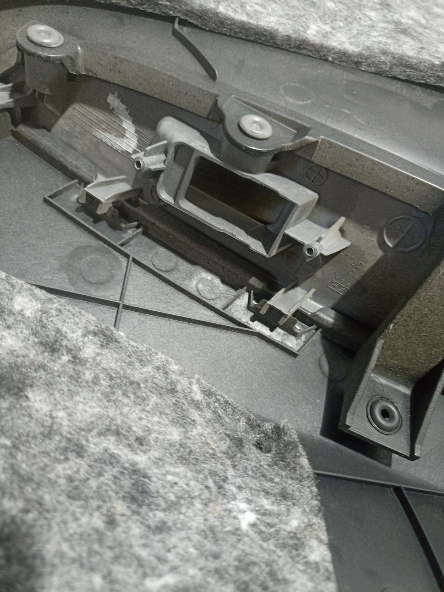 https://ycs.partsauto.market/partsauto-images/thmbs/userImages/0d5a73f363ec19ea8b7d8d6483ce4211/part/047c5143-63f9-4c29-a4b4-5955367671e2_1784709165410.jpg