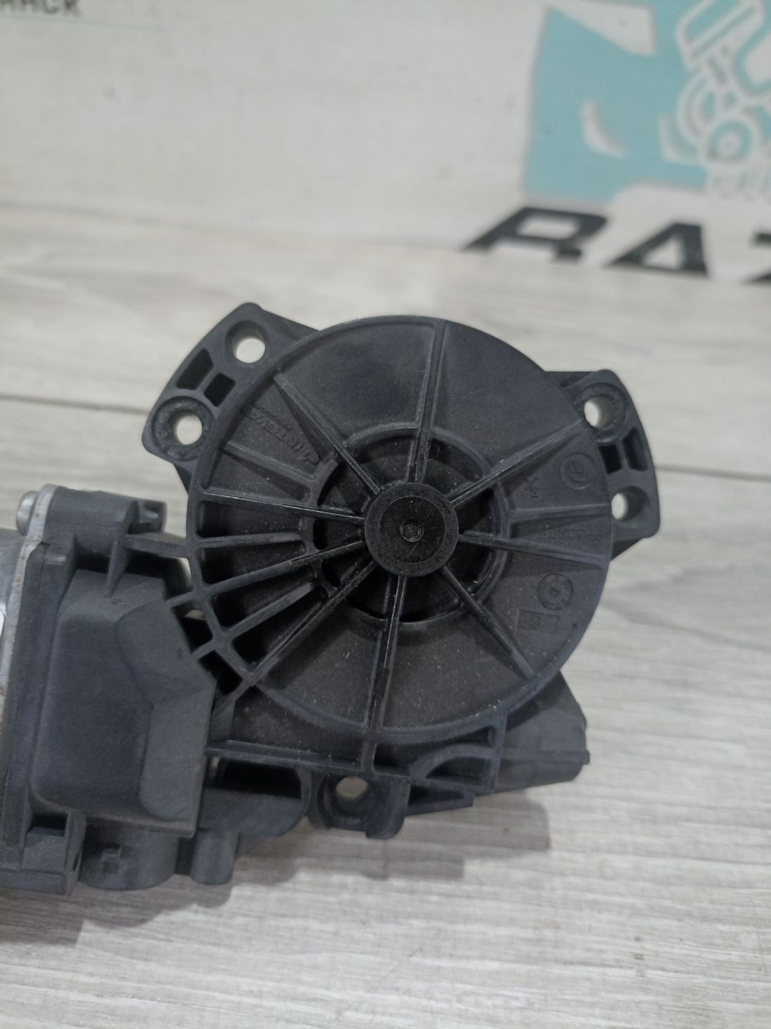 https://ycs.partsauto.market/partsauto-images/thmbs/userImages/0d5a73f363ec19ea8b7d8d6483ce4211/part/04bce70e-e487-4fcd-bd14-b1ce8139613e_1783511545688.jpg