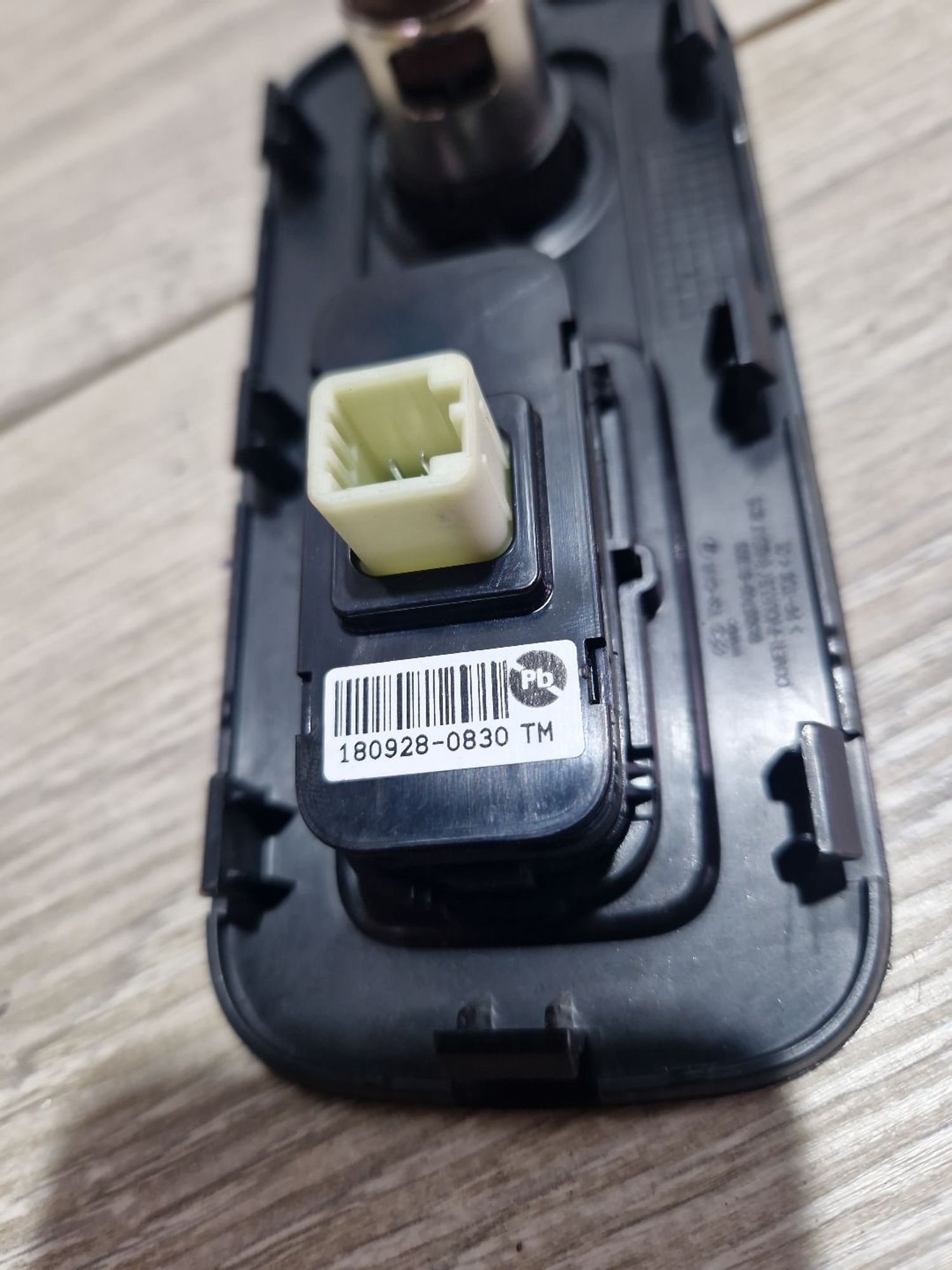 https://ycs.partsauto.market/partsauto-images/thmbs/userImages/0d5a73f363ec19ea8b7d8d6483ce4211/part/05599483-6100-4a5d-8db5-e34403ee1ddc_1787838416784.jpg