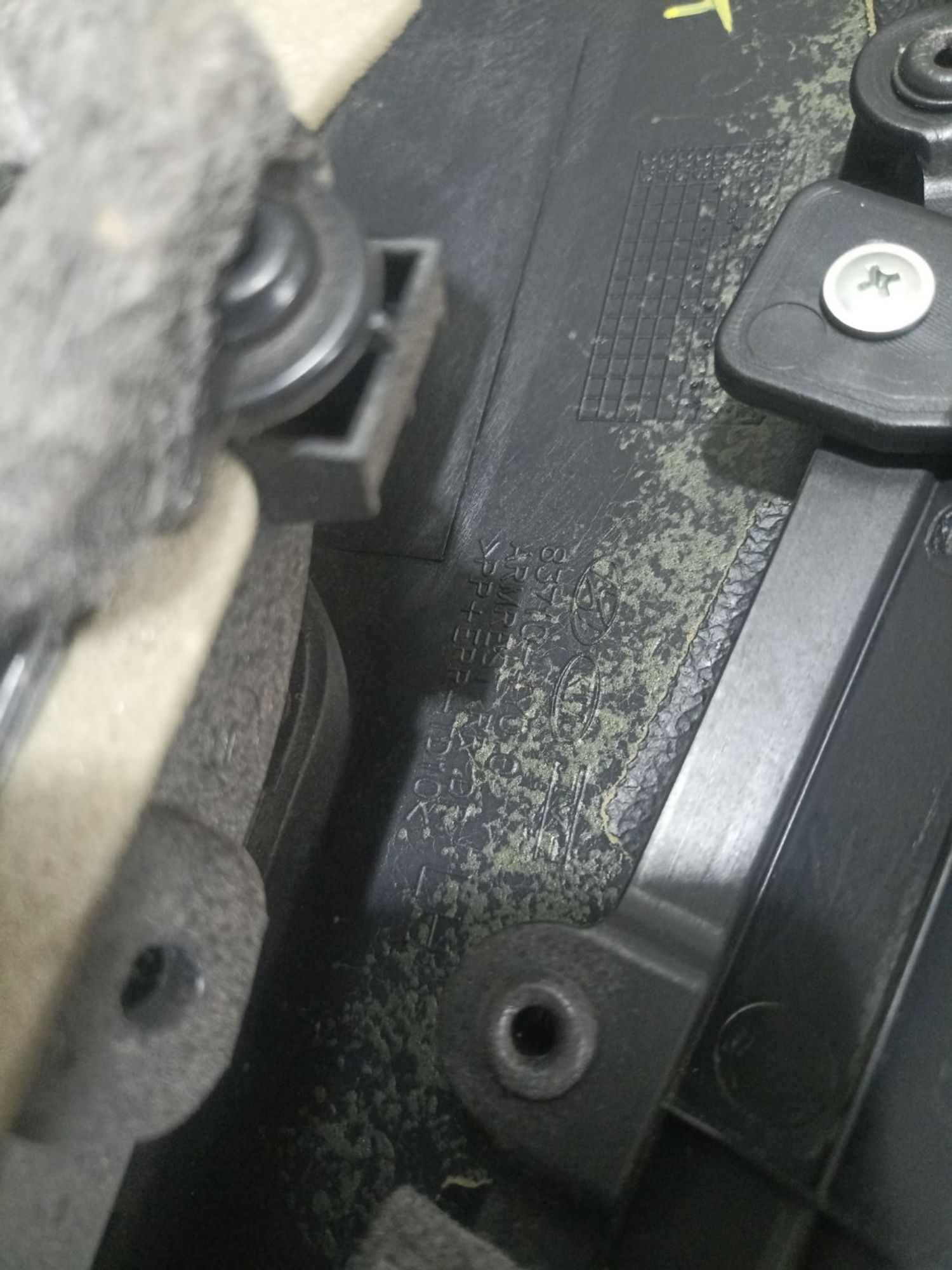 https://ycs.partsauto.market/partsauto-images/thmbs/userImages/0d5a73f363ec19ea8b7d8d6483ce4211/part/08c78cfa-3869-4c8b-8a04-86e1f46742c2_1784555023407.jpg