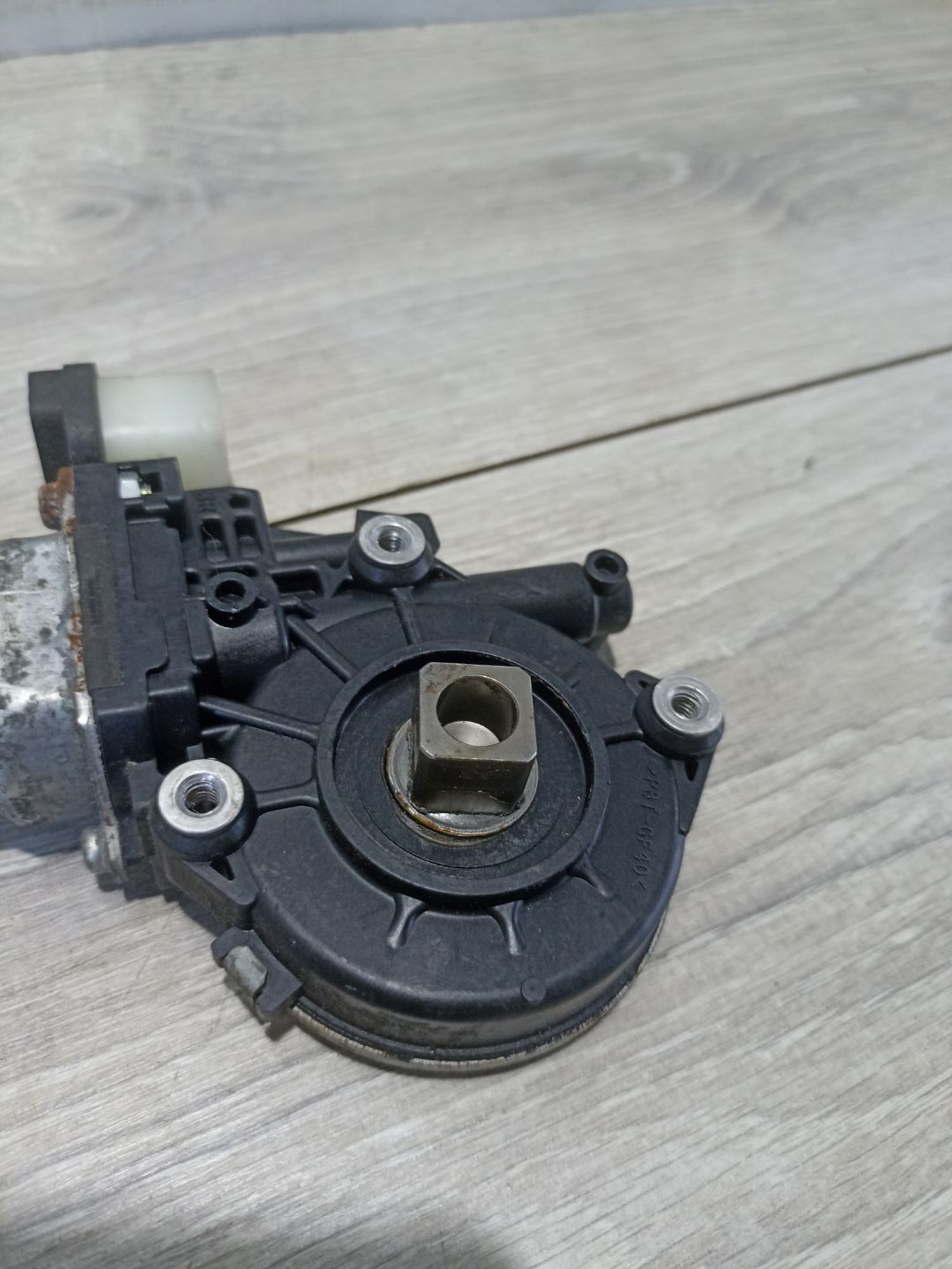 https://ycs.partsauto.market/partsauto-images/thmbs/userImages/0d5a73f363ec19ea8b7d8d6483ce4211/part/096b4c03-95c1-44d6-8e2a-ef7e6d8b04bc_1783587031118.jpg