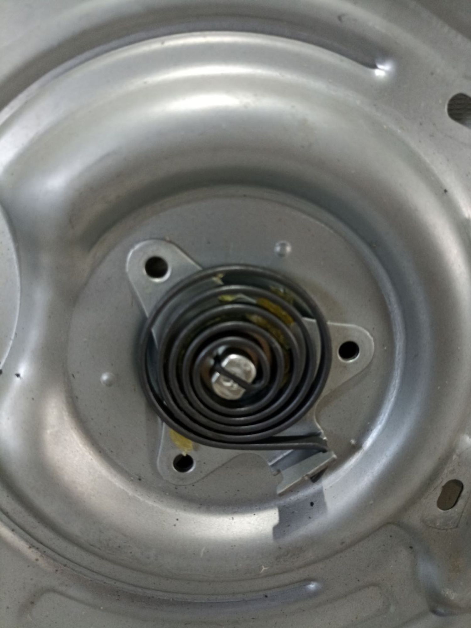 https://ycs.partsauto.market/partsauto-images/thmbs/userImages/0d5a73f363ec19ea8b7d8d6483ce4211/part/0a17bd34-dbe7-42c7-8189-afc6de05ed69_1783498465743.jpg