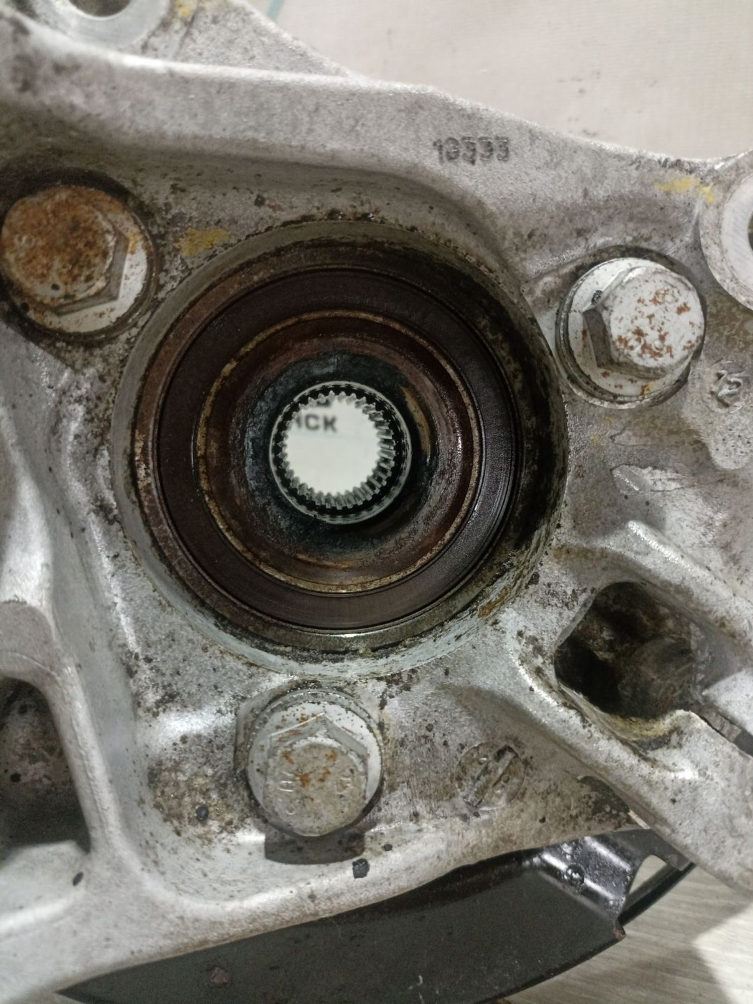 https://ycs.partsauto.market/partsauto-images/thmbs/userImages/0d5a73f363ec19ea8b7d8d6483ce4211/part/0a62c913-b7f0-4888-bf79-06ad13d53897_1783673663425.jpg