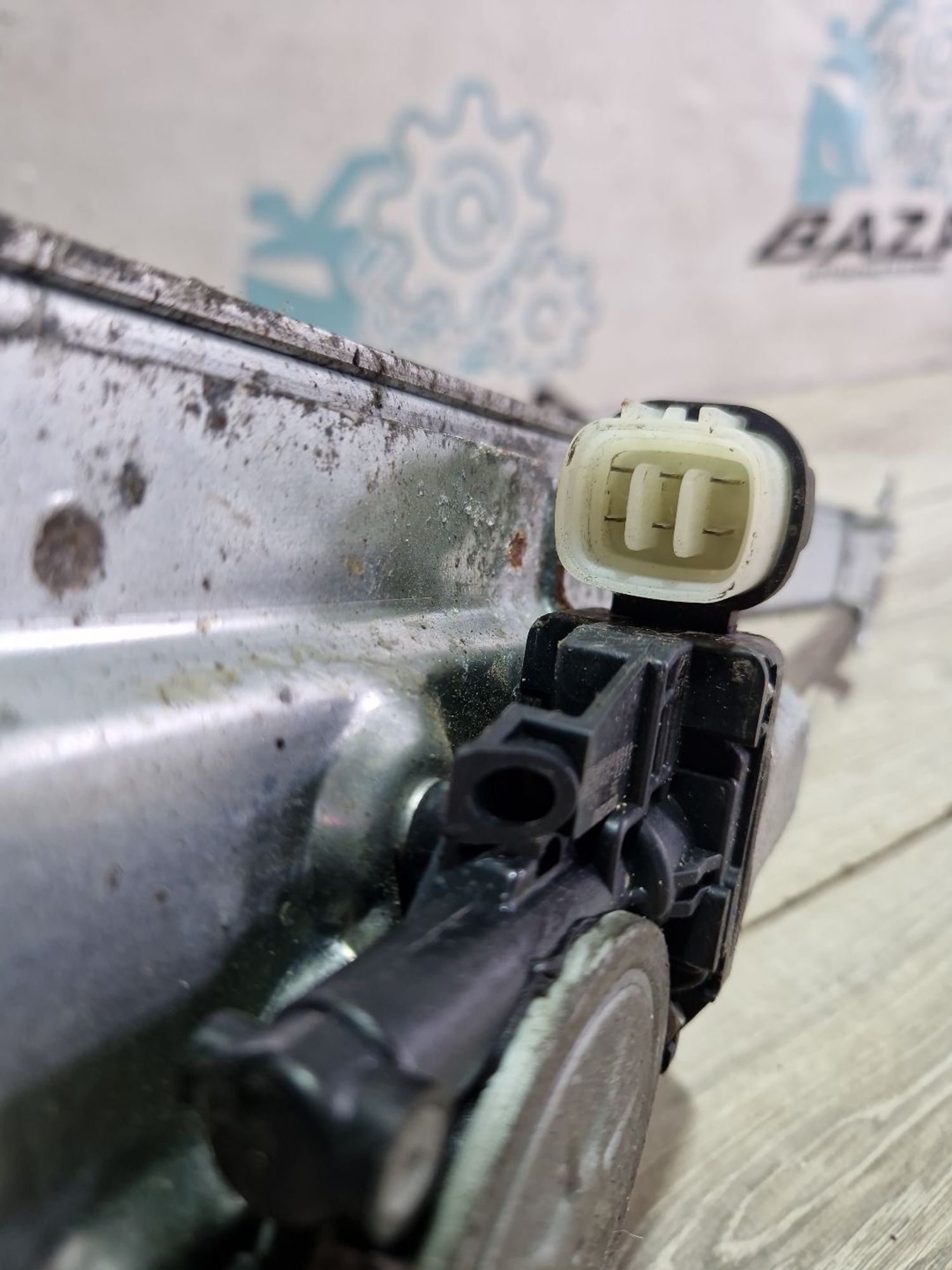 https://ycs.partsauto.market/partsauto-images/thmbs/userImages/0d5a73f363ec19ea8b7d8d6483ce4211/part/0a7eda45-427b-480c-819a-d618c4d25be8_1787133933361.jpg