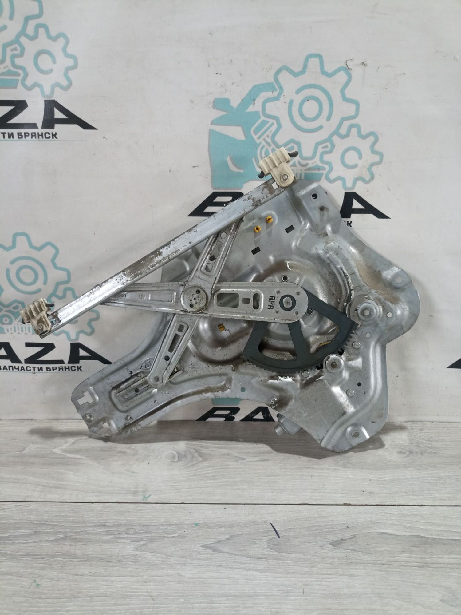 https://ycs.partsauto.market/partsauto-images/thmbs/userImages/0d5a73f363ec19ea8b7d8d6483ce4211/part/0ac1dc5e-fbef-489e-8199-81936afebf6d_1783341384522.jpg