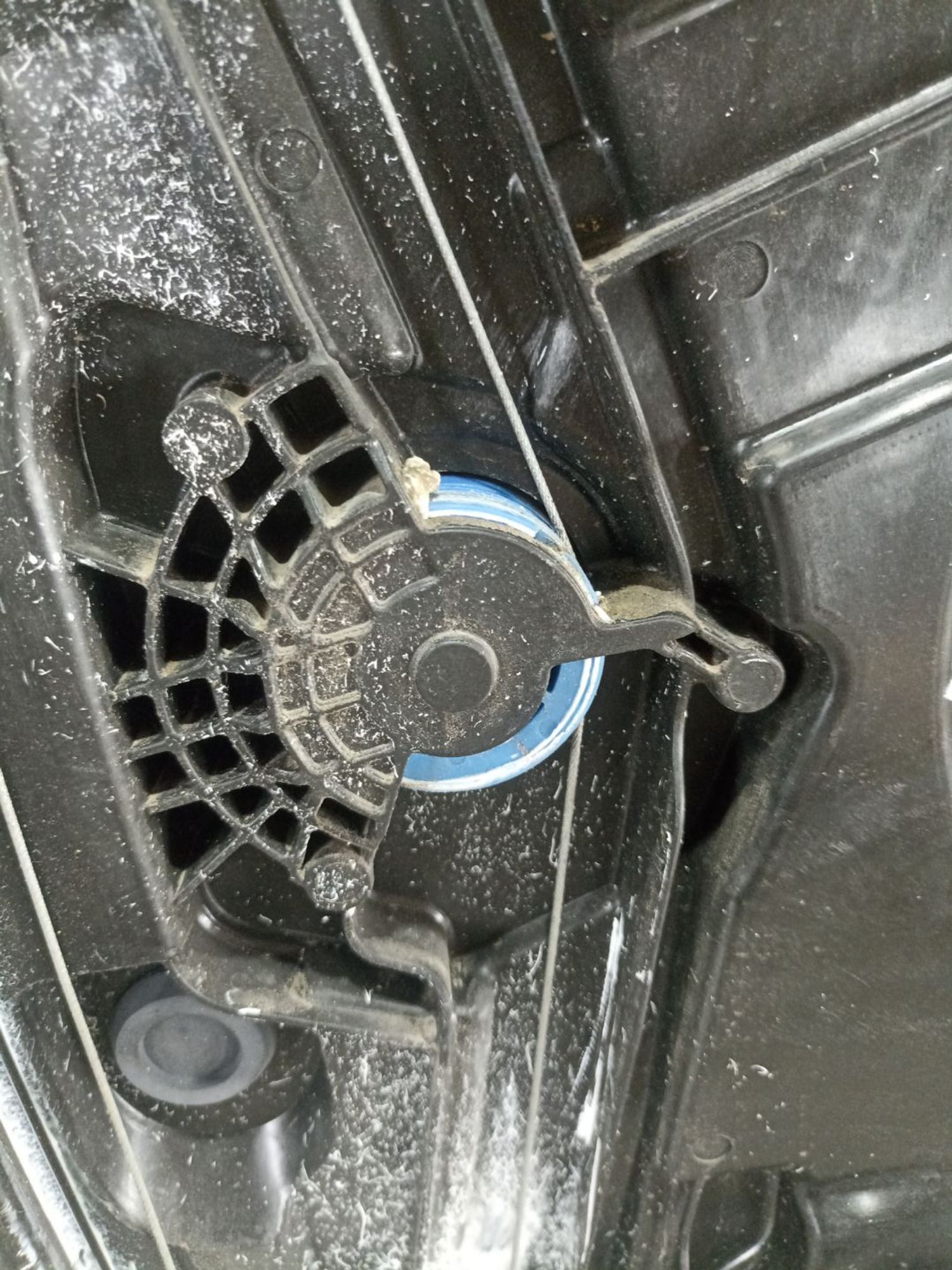 https://ycs.partsauto.market/partsauto-images/thmbs/userImages/0d5a73f363ec19ea8b7d8d6483ce4211/part/0b813c14-2897-4474-87bc-1f1c74527e21_1783346276605.jpg