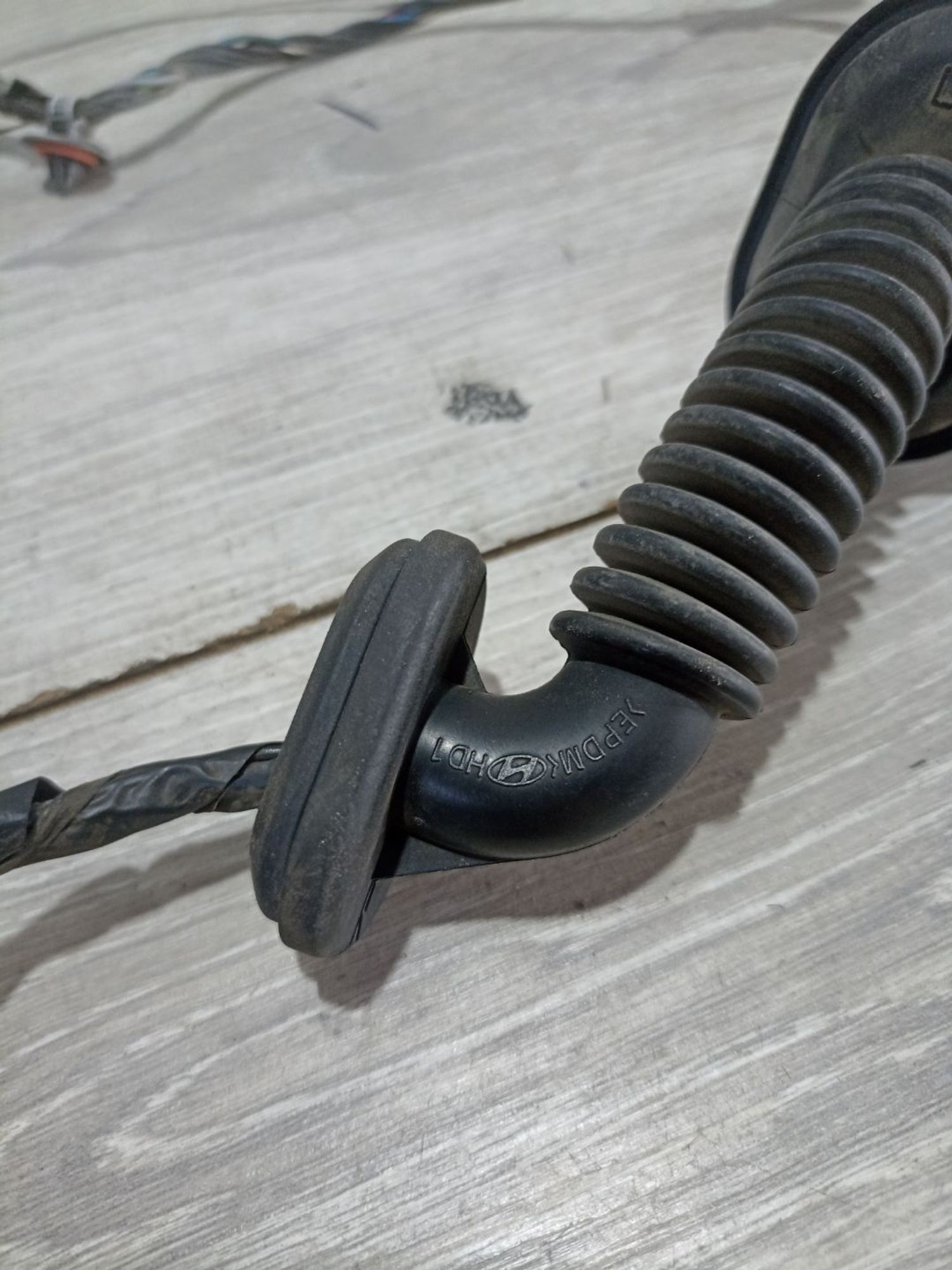 https://ycs.partsauto.market/partsauto-images/thmbs/userImages/0d5a73f363ec19ea8b7d8d6483ce4211/part/0bfd8fcd-d4dc-4597-b4cf-bbdc20bc7699_1783351030884.jpg
