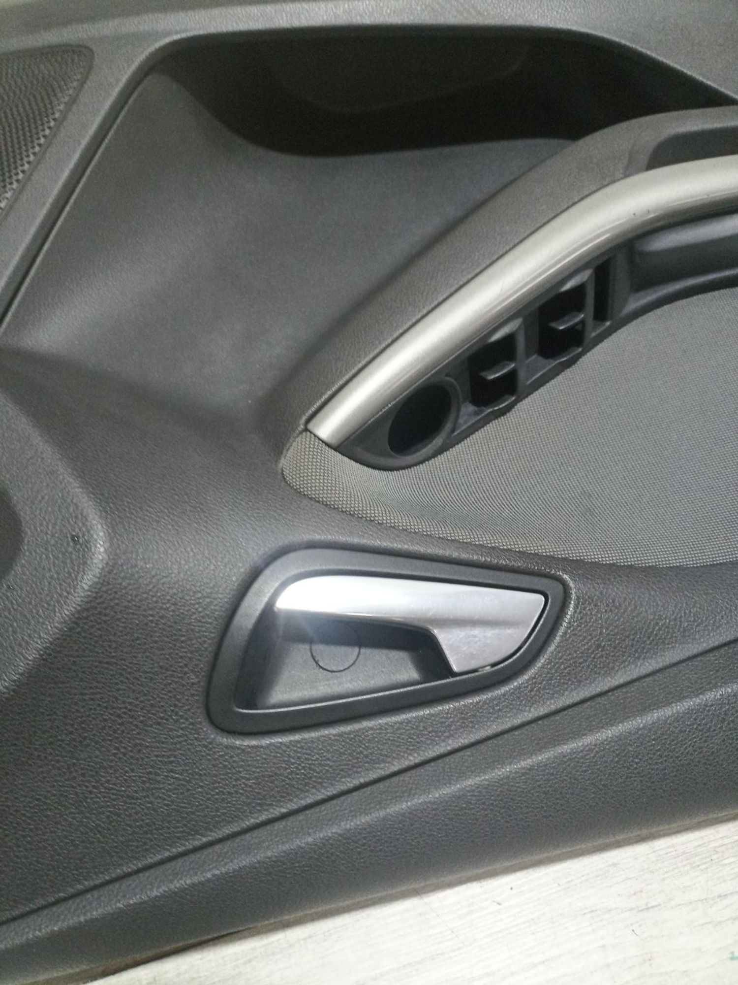 https://ycs.partsauto.market/partsauto-images/thmbs/userImages/0d5a73f363ec19ea8b7d8d6483ce4211/part/0c4f8310-27ed-406c-b8d6-9c92cd39de8f_1785240240197.jpg