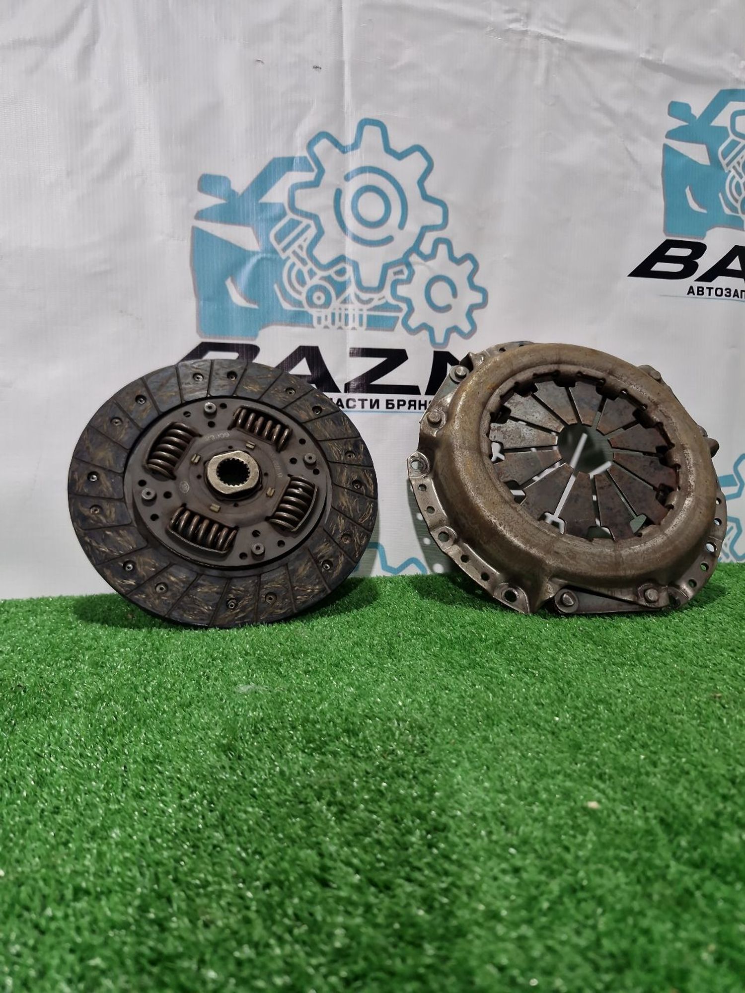 https://ycs.partsauto.market/partsauto-images/thmbs/userImages/0d5a73f363ec19ea8b7d8d6483ce4211/part/0cc7cc23-64f2-4d28-a837-4028e5944ea2_1787314502728.jpg