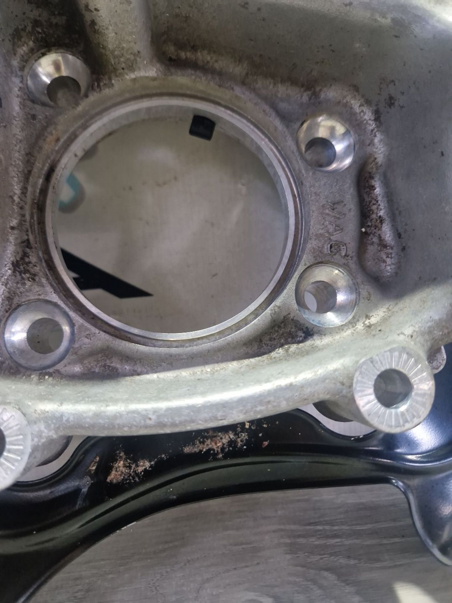 https://ycs.partsauto.market/partsauto-images/thmbs/userImages/0d5a73f363ec19ea8b7d8d6483ce4211/part/0ced7c25-0b45-493b-b895-b1d974ce1619_1786958990117.jpg