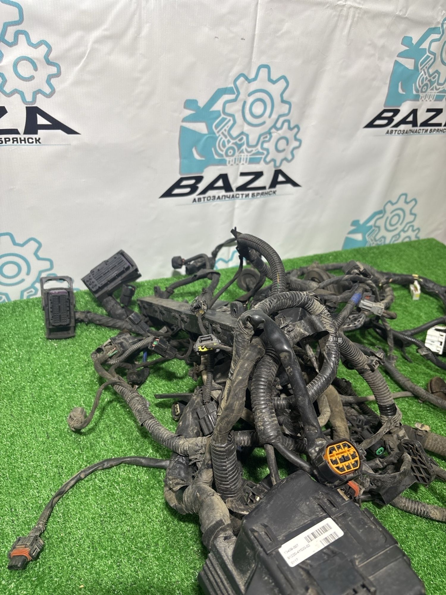 https://ycs.partsauto.market/partsauto-images/thmbs/userImages/0d5a73f363ec19ea8b7d8d6483ce4211/part/0d445165-4d92-44b1-aab9-99bd48ce3de3_1785241059517.jpg