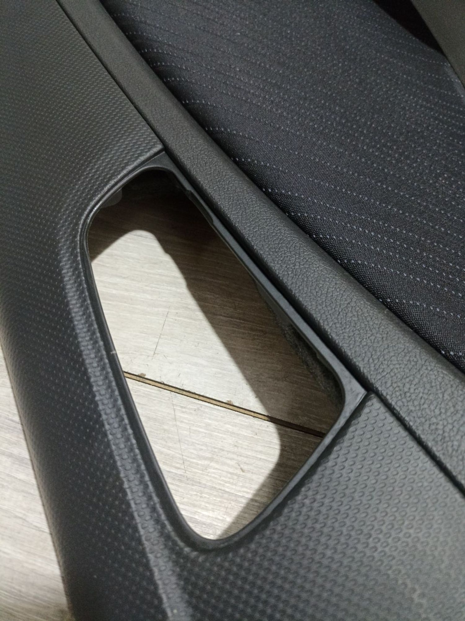 https://ycs.partsauto.market/partsauto-images/thmbs/userImages/0d5a73f363ec19ea8b7d8d6483ce4211/part/0e1723c1-61e5-4efe-b424-e593e545b22e_1784979587413.jpg