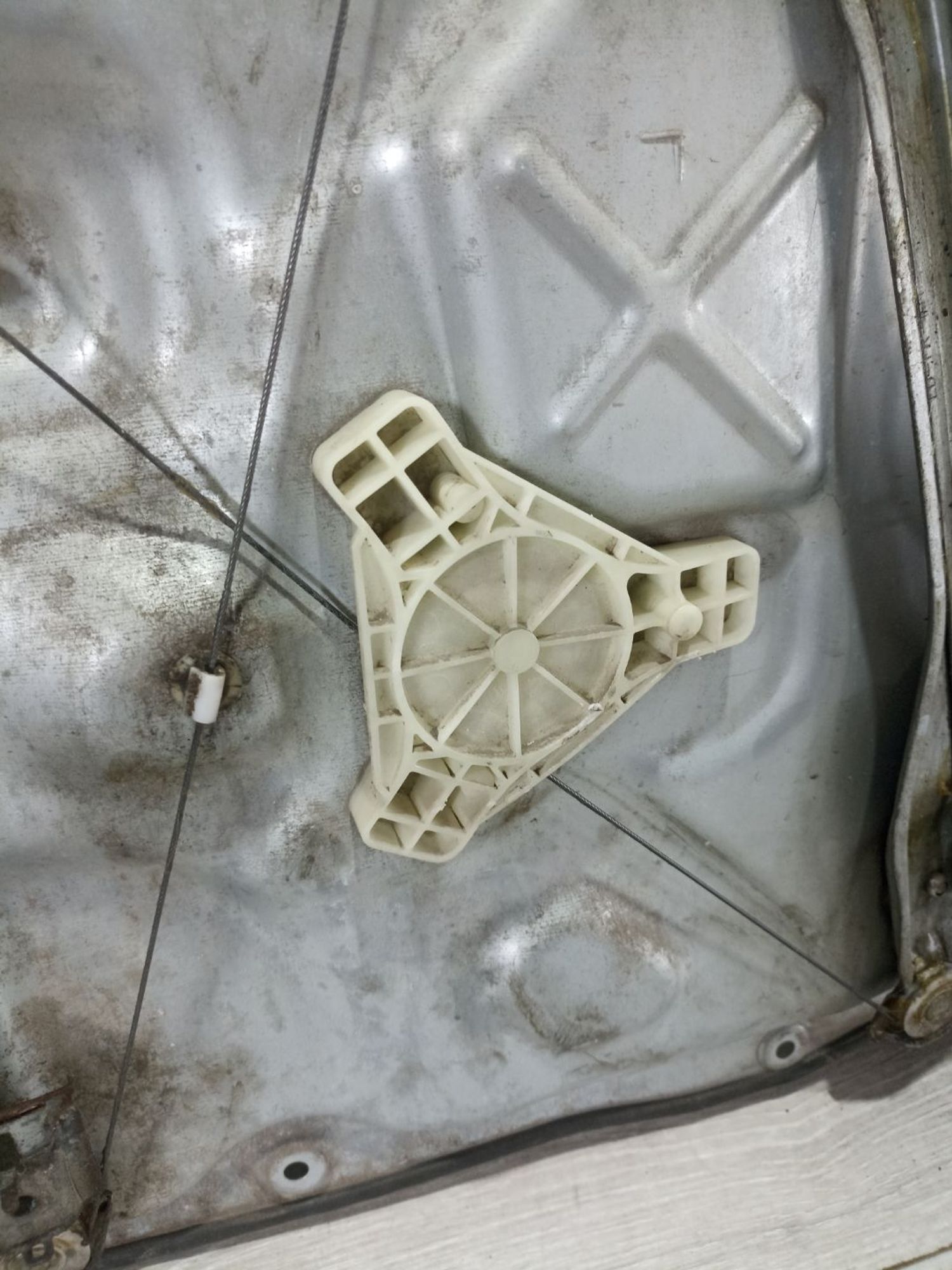 https://ycs.partsauto.market/partsauto-images/thmbs/userImages/0d5a73f363ec19ea8b7d8d6483ce4211/part/0e854ed3-364c-47f2-a562-a7a3f850c015_1783497446655.jpg