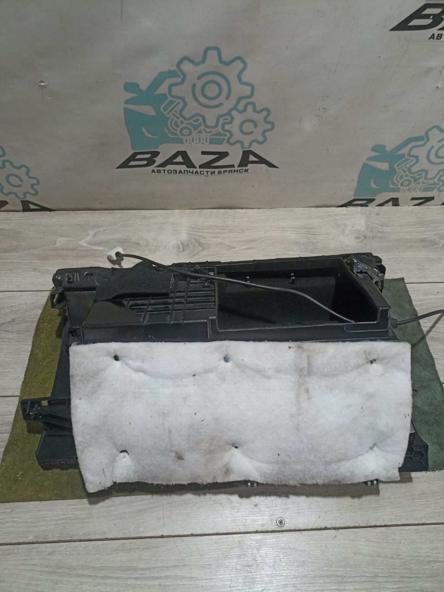https://ycs.partsauto.market/partsauto-images/thmbs/userImages/0d5a73f363ec19ea8b7d8d6483ce4211/part/10b1d190-3a0f-4ffa-be22-82162a0d50ec_1784197880357.jpg