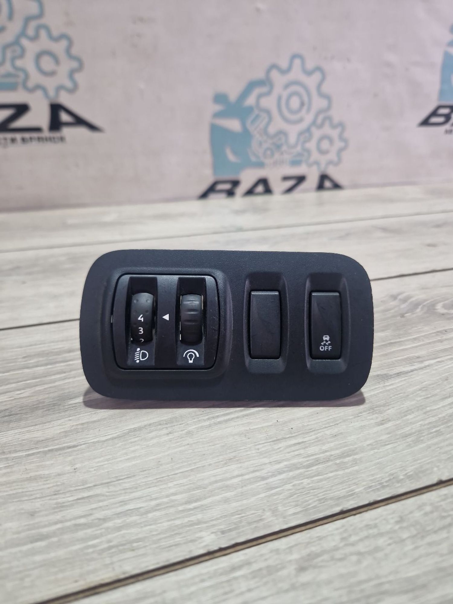 https://ycs.partsauto.market/partsauto-images/thmbs/userImages/0d5a73f363ec19ea8b7d8d6483ce4211/part/11356b4b-fb7c-4785-8258-9eebbd410127_1787566343066.jpg