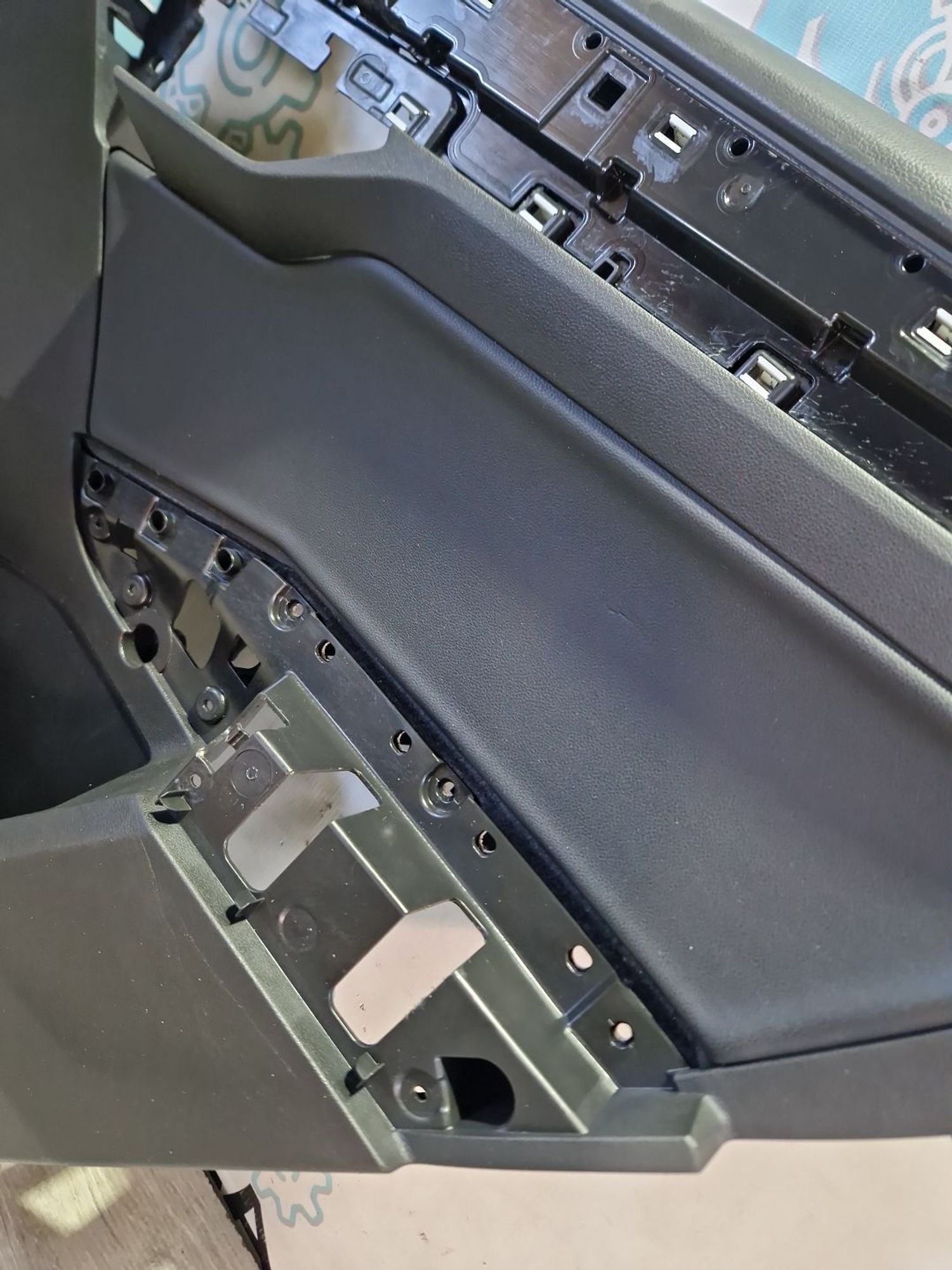 https://ycs.partsauto.market/partsauto-images/thmbs/userImages/0d5a73f363ec19ea8b7d8d6483ce4211/part/1193b990-1fa9-4590-a645-96b3e717c455_1787216204453.jpg