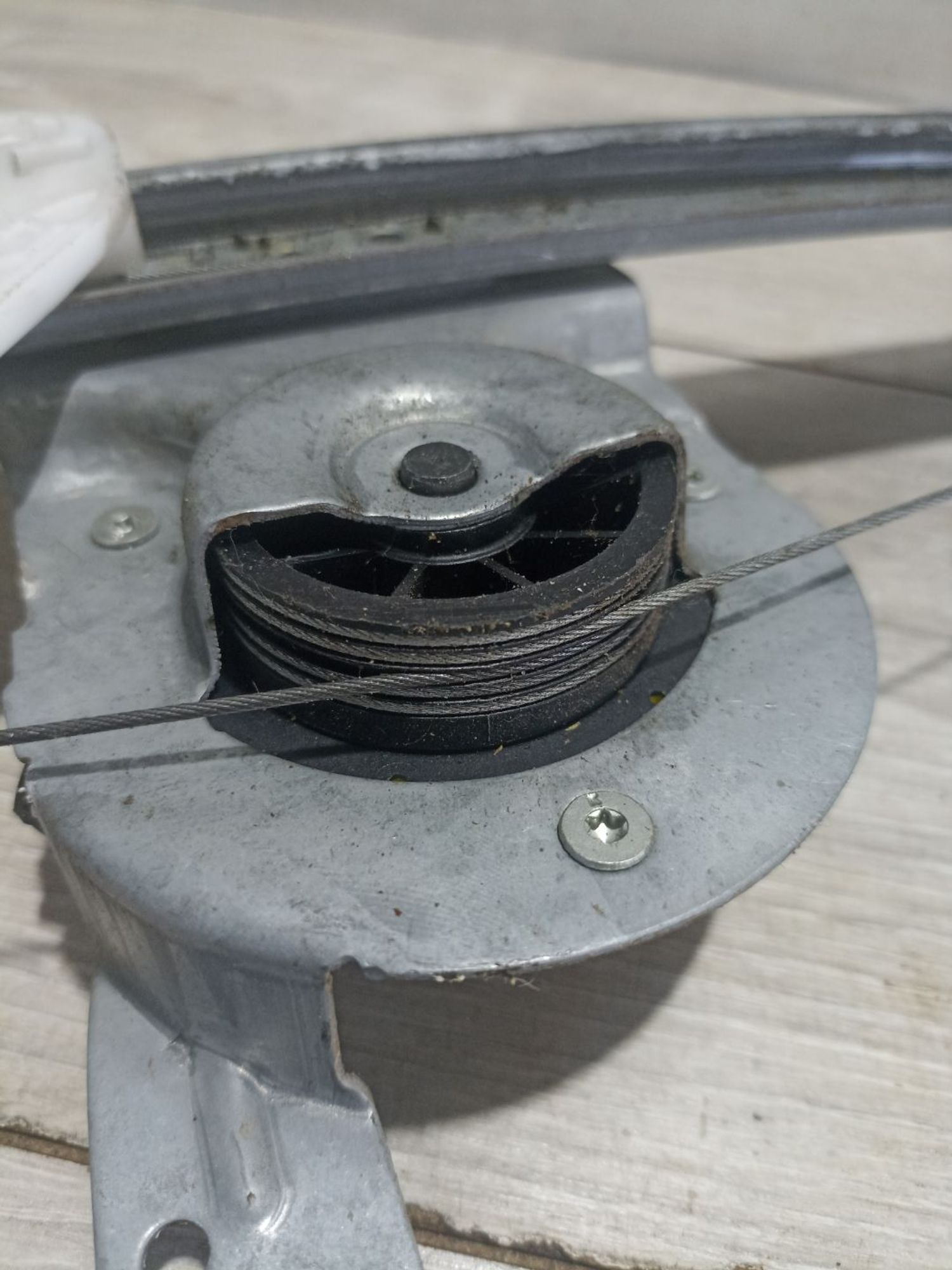 https://ycs.partsauto.market/partsauto-images/thmbs/userImages/0d5a73f363ec19ea8b7d8d6483ce4211/part/125b1f58-ca28-4729-8837-7bb44190a575_1783940394139.jpg