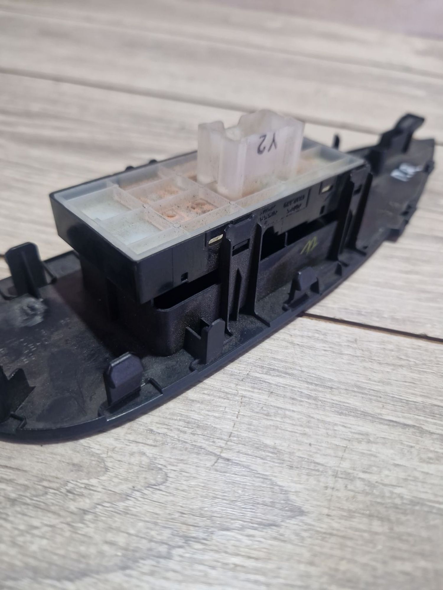 https://ycs.partsauto.market/partsauto-images/thmbs/userImages/0d5a73f363ec19ea8b7d8d6483ce4211/part/128bd1c3-bca9-47e3-8219-17acdd16a763_1787384757748.jpg
