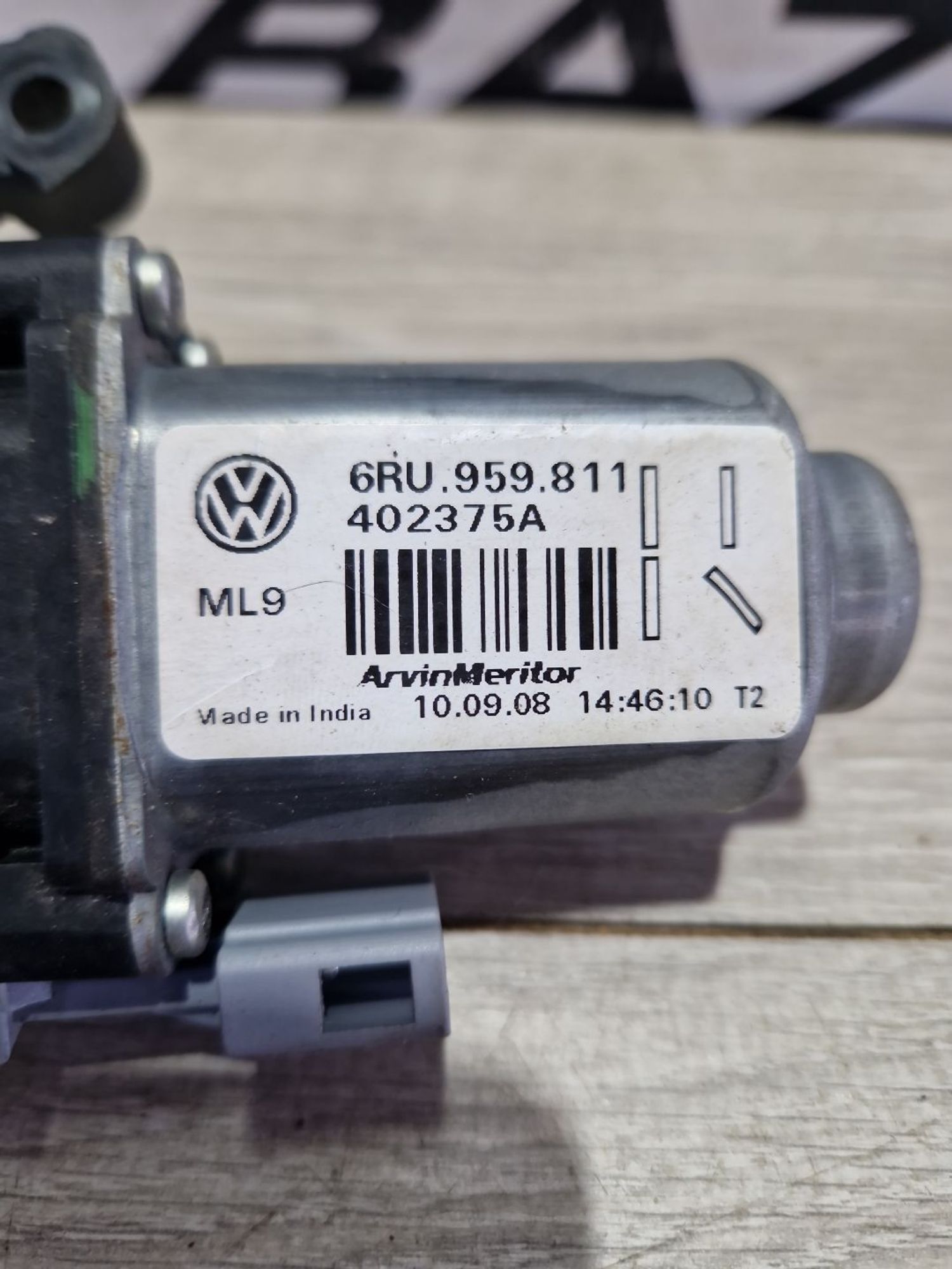 Мотор стеклоподъемника задний правый volkswagen, 750 рублей, Брянск