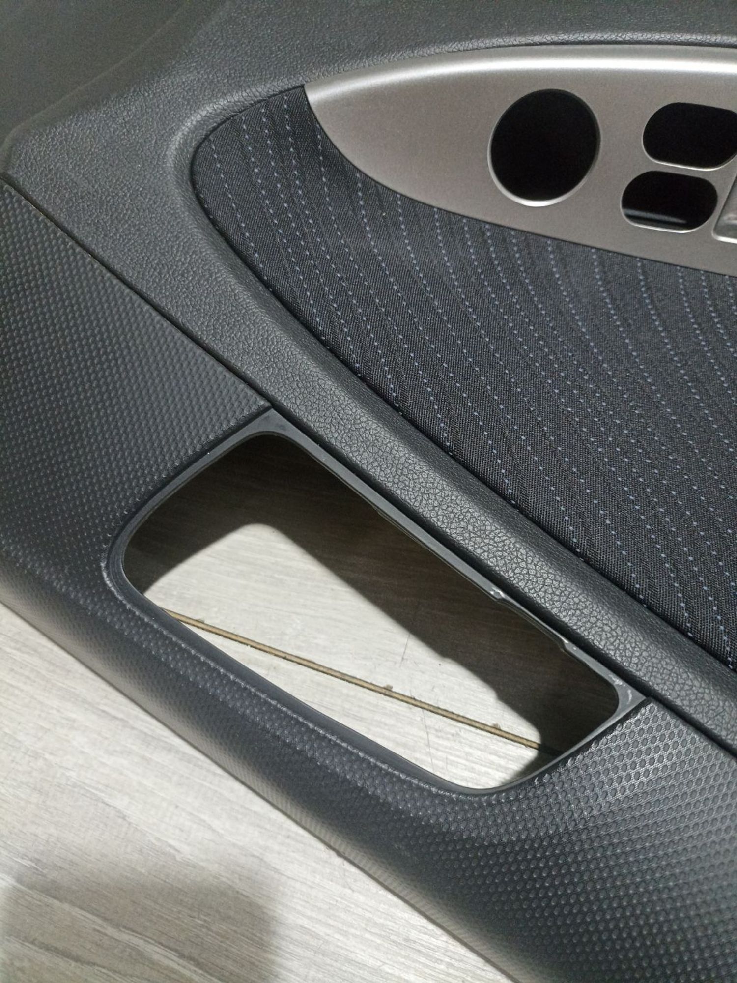 https://ycs.partsauto.market/partsauto-images/thmbs/userImages/0d5a73f363ec19ea8b7d8d6483ce4211/part/1590382f-66a9-4131-9c3e-c6dcdb00c46e_1785237408770.jpg