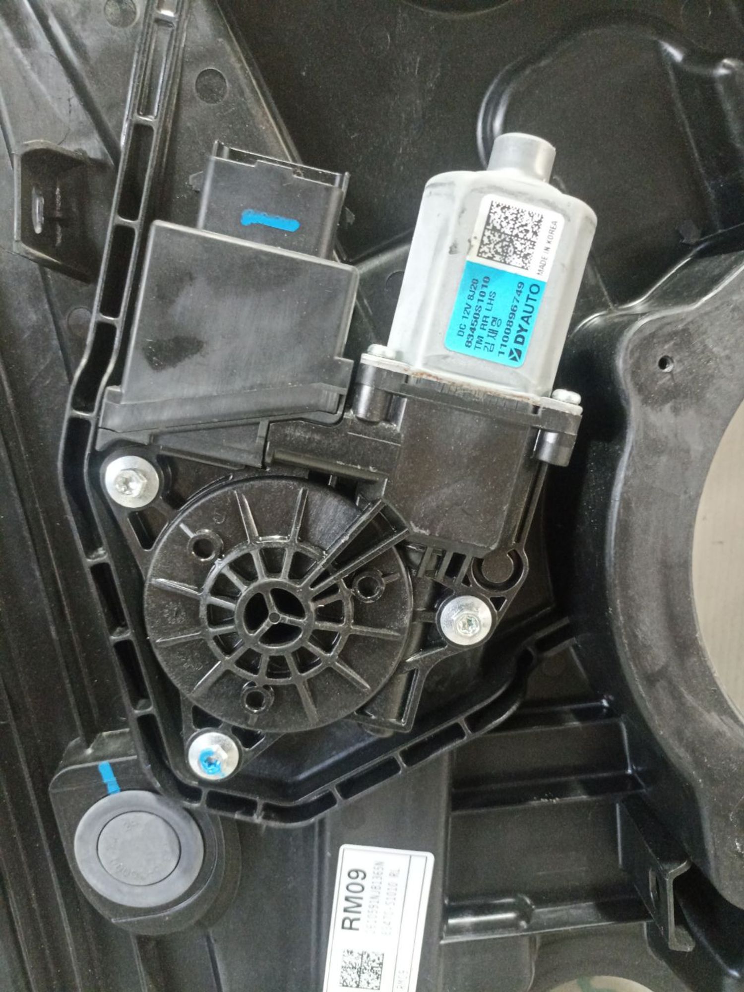 https://ycs.partsauto.market/partsauto-images/thmbs/userImages/0d5a73f363ec19ea8b7d8d6483ce4211/part/161509c0-b365-4be6-b46e-a6e2347dd82a_1783170511927.jpg