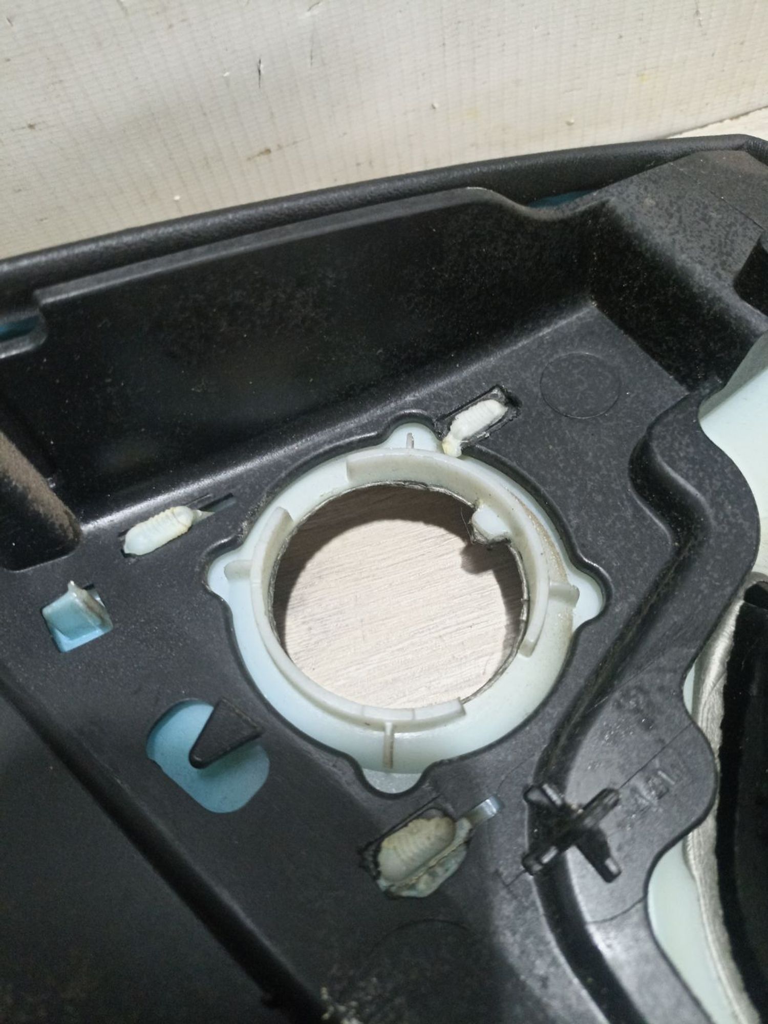 https://ycs.partsauto.market/partsauto-images/thmbs/userImages/0d5a73f363ec19ea8b7d8d6483ce4211/part/17186ee0-0c08-4500-84f5-6e0bff731267_1784631447301.jpg