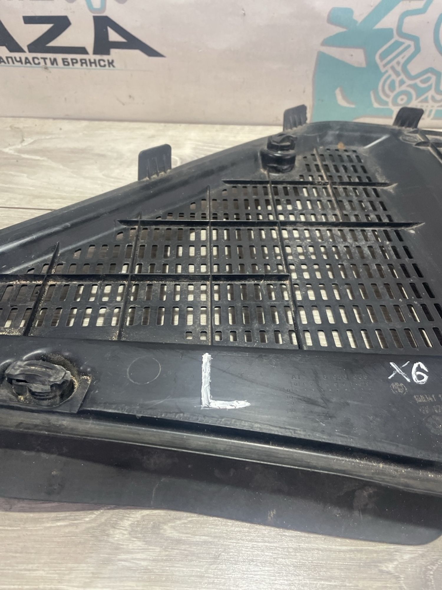 Водосток лобового стекла (жабо) комплект  BMW X6, 2000 рублей, Брянск