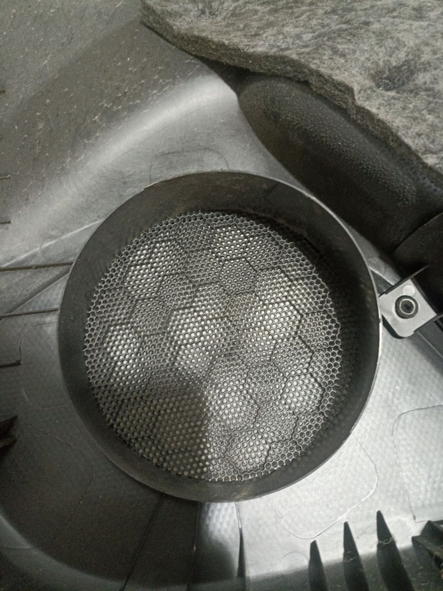 https://ycs.partsauto.market/partsauto-images/thmbs/userImages/0d5a73f363ec19ea8b7d8d6483ce4211/part/182bb25f-61de-4b2c-8e1b-b2f383d9b362_1785155573505.jpg