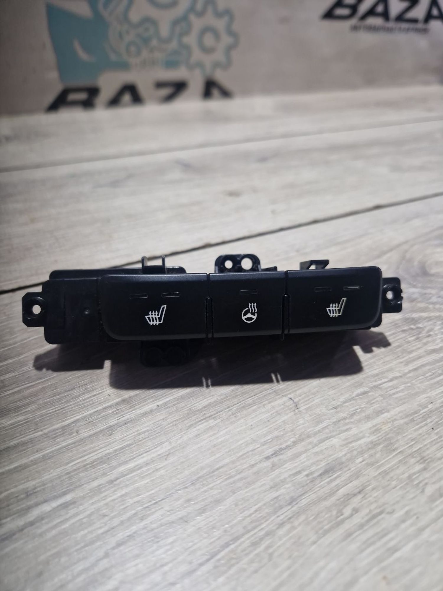 https://ycs.partsauto.market/partsauto-images/thmbs/userImages/0d5a73f363ec19ea8b7d8d6483ce4211/part/191186b7-8813-47e9-81f8-3c1b9735be79_1787318426596.jpg