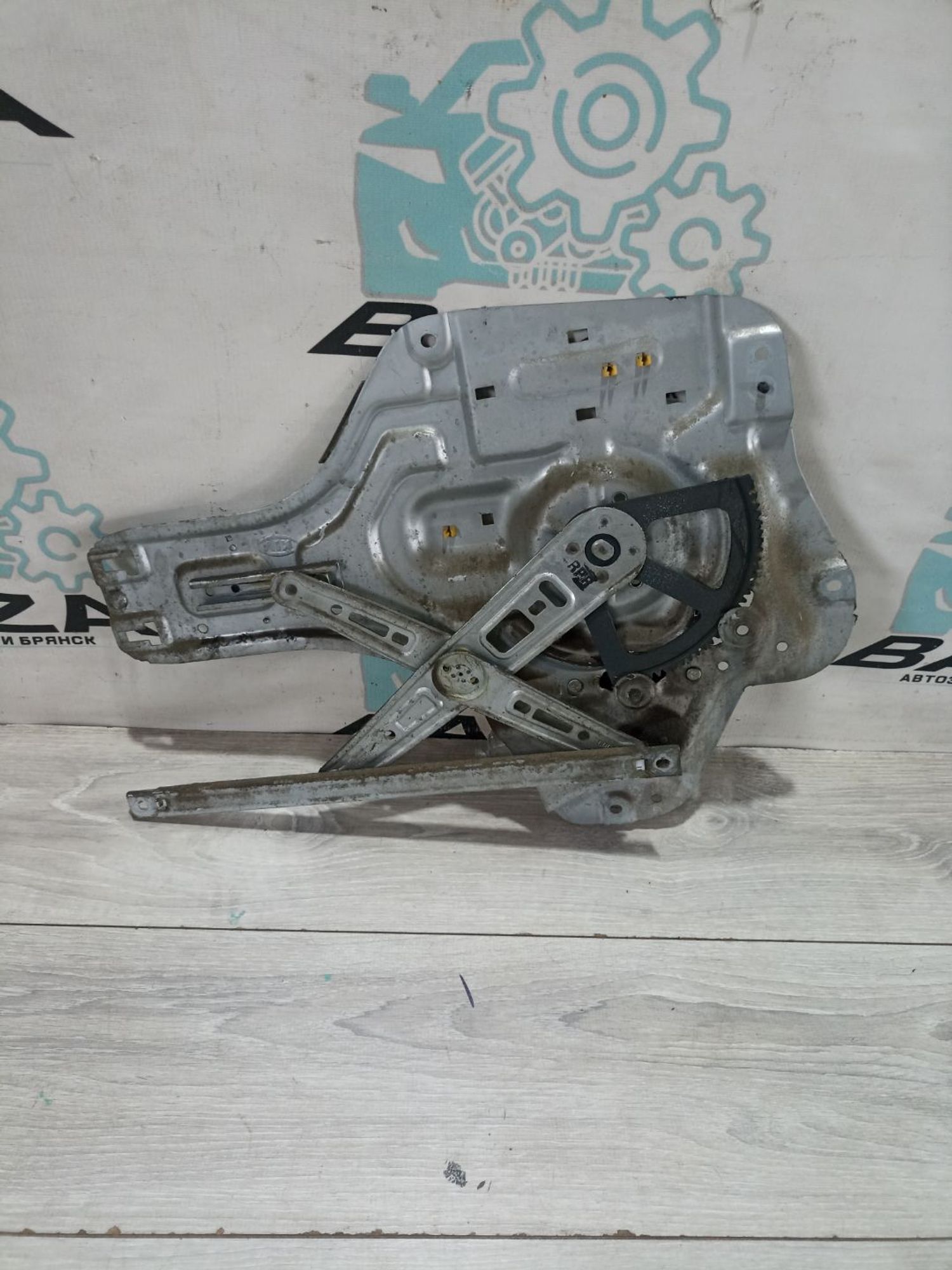 https://ycs.partsauto.market/partsauto-images/thmbs/userImages/0d5a73f363ec19ea8b7d8d6483ce4211/part/19815265-7ab4-405f-b9cf-53af683f33b1_1783338380700.jpg