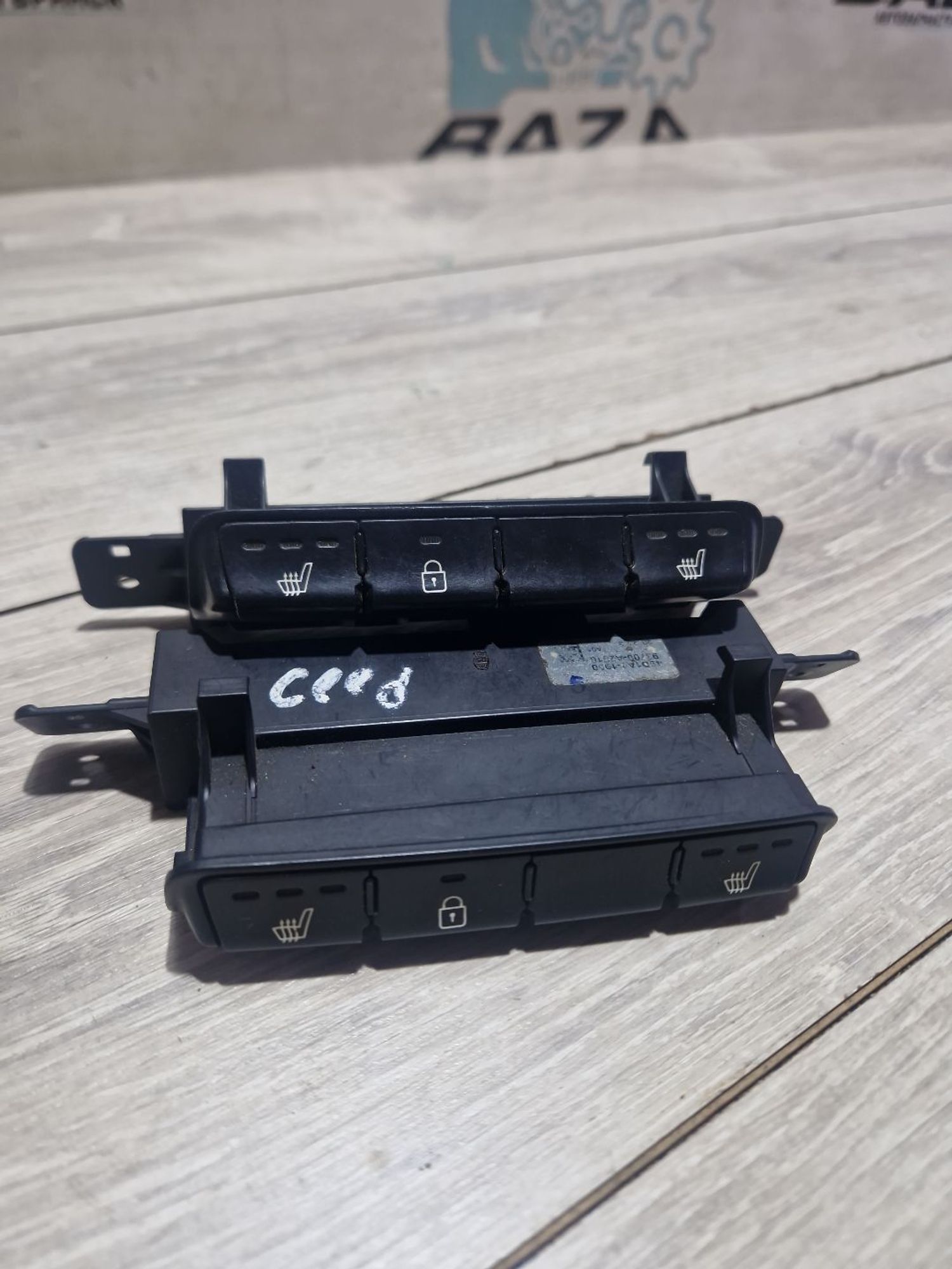 https://ycs.partsauto.market/partsauto-images/thmbs/userImages/0d5a73f363ec19ea8b7d8d6483ce4211/part/1b230f68-c976-40b8-b704-7849ee17a8e1_1787317941870.jpg