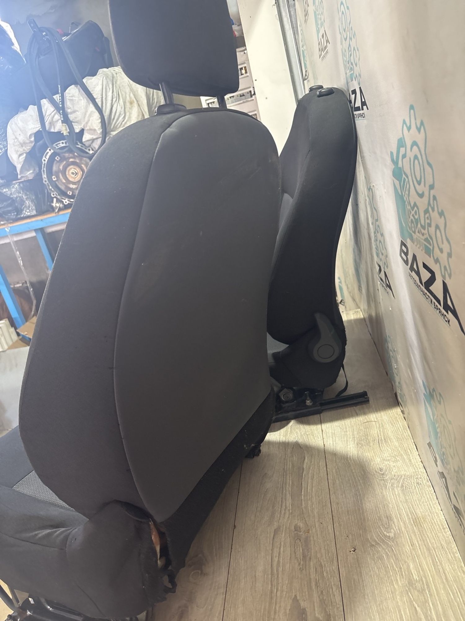 https://ycs.partsauto.market/partsauto-images/thmbs/userImages/0d5a73f363ec19ea8b7d8d6483ce4211/part/1bf5e6de-5cbd-4f78-8de9-f3e88f2ad266_1781005724536.jpg