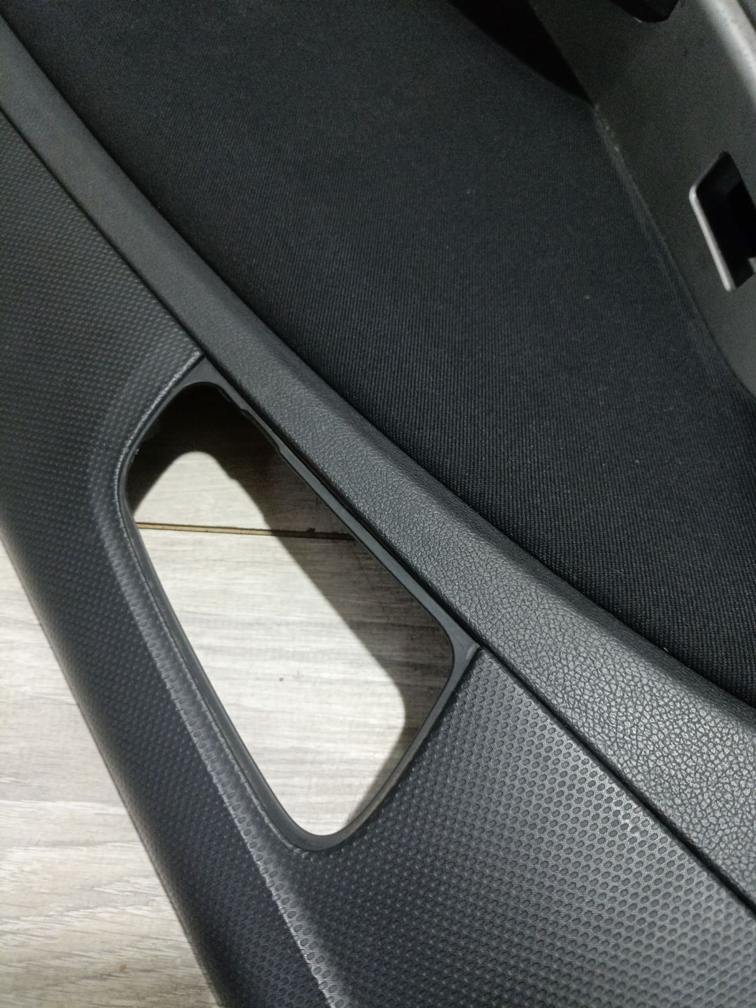 https://ycs.partsauto.market/partsauto-images/thmbs/userImages/0d5a73f363ec19ea8b7d8d6483ce4211/part/1c6c934e-49be-4a80-b689-3114be954f0a_1785142551626.jpg