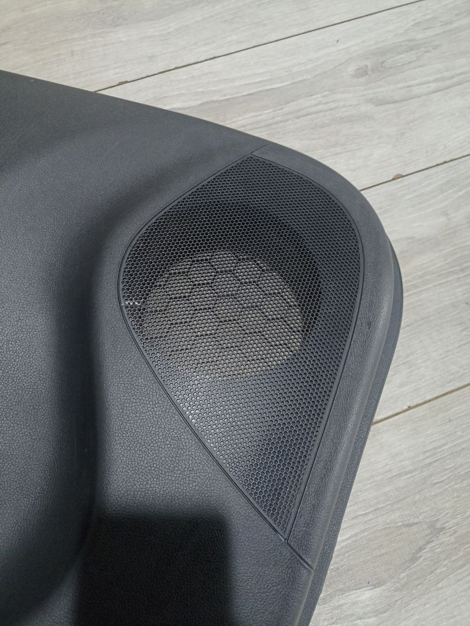 https://ycs.partsauto.market/partsauto-images/thmbs/userImages/0d5a73f363ec19ea8b7d8d6483ce4211/part/1ec21a7b-a8b0-40d6-b5e0-a3b84e4b61fd_1785157807325.jpg