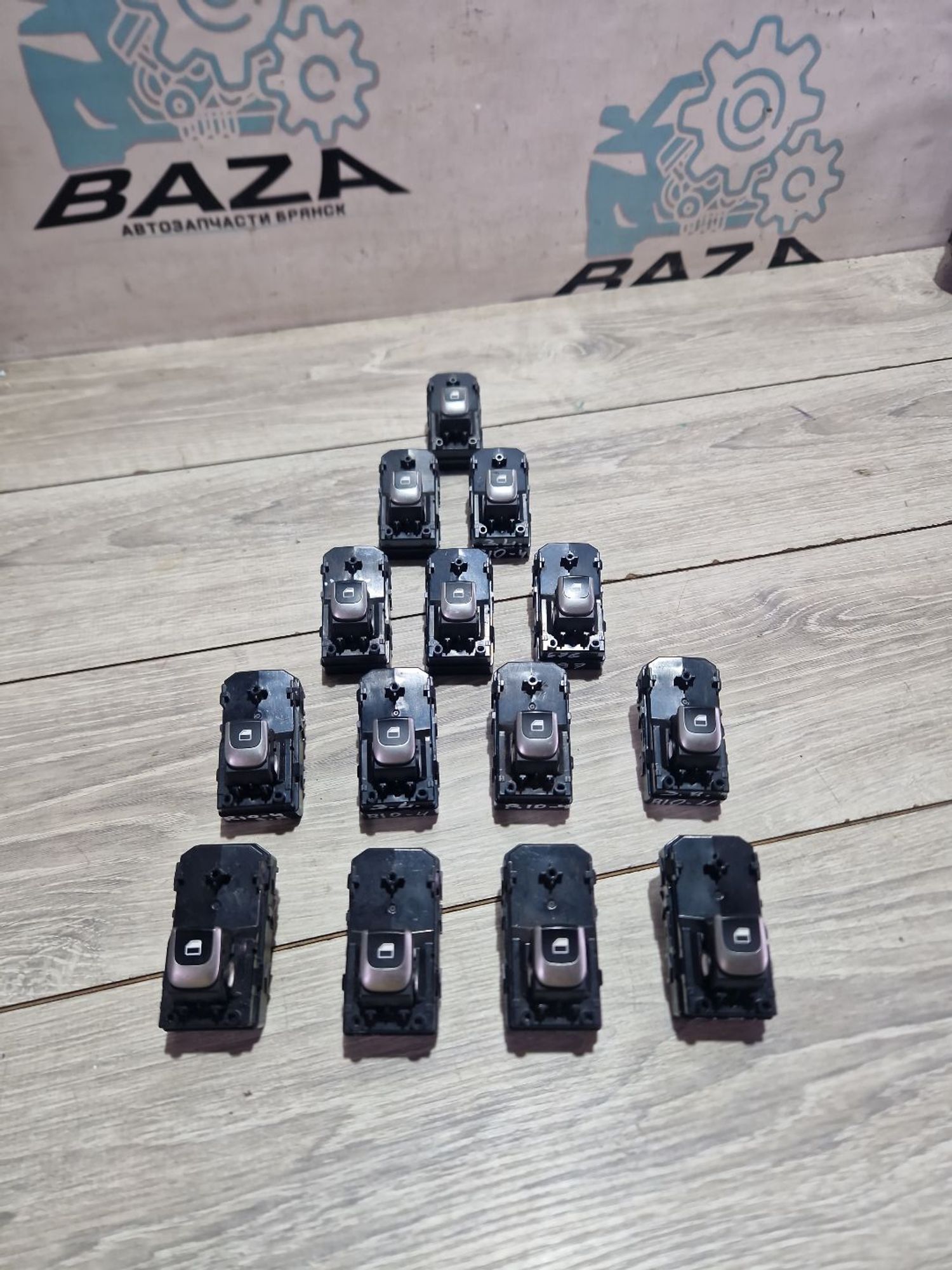 https://ycs.partsauto.market/partsauto-images/thmbs/userImages/0d5a73f363ec19ea8b7d8d6483ce4211/part/213961d6-2431-4ba6-824e-b7c906426954_1787833377238.jpg