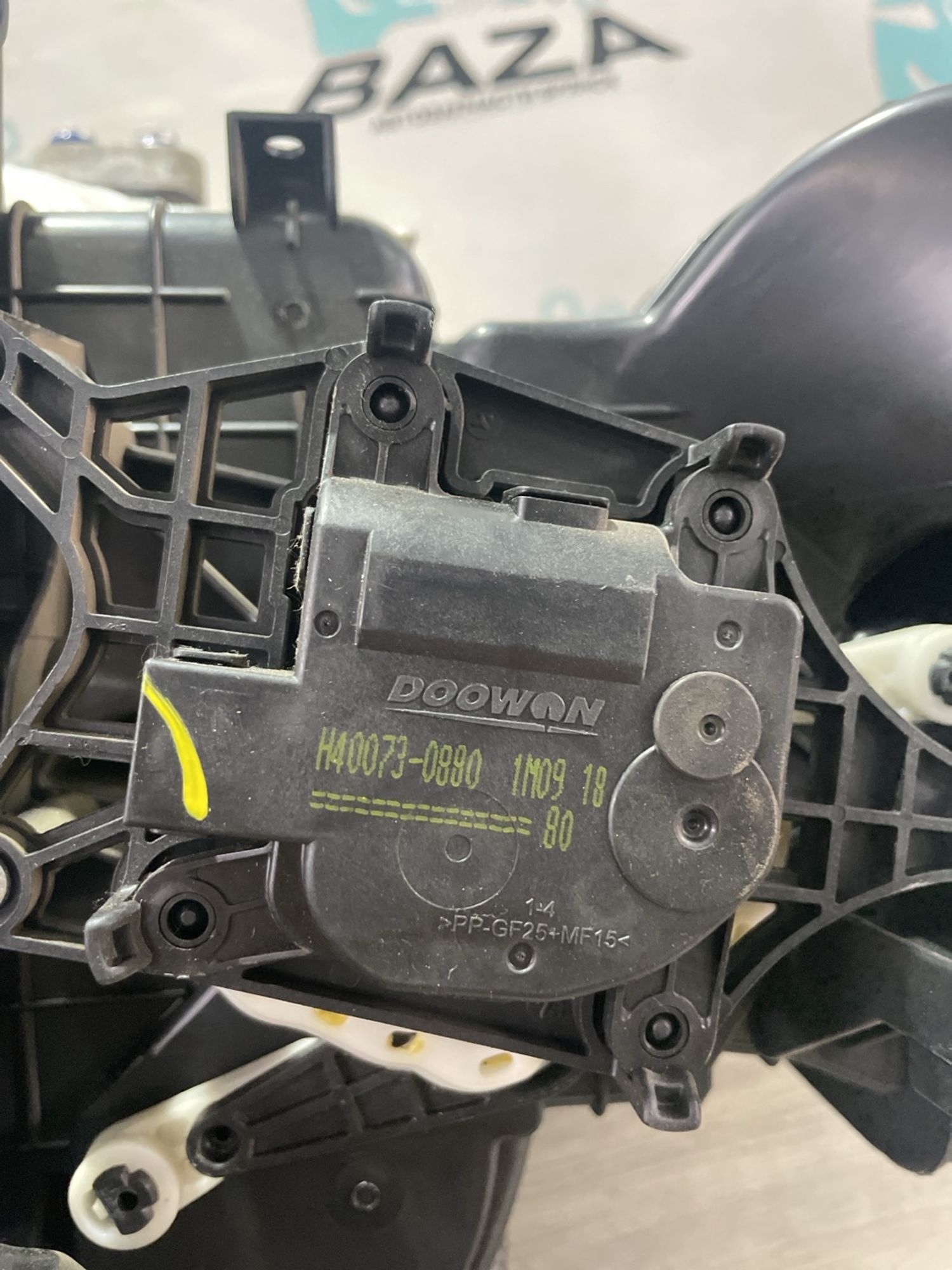 https://ycs.partsauto.market/partsauto-images/thmbs/userImages/0d5a73f363ec19ea8b7d8d6483ce4211/part/2263cb54-10d1-46f7-81db-6d48a9291525_1741256621118.jpg