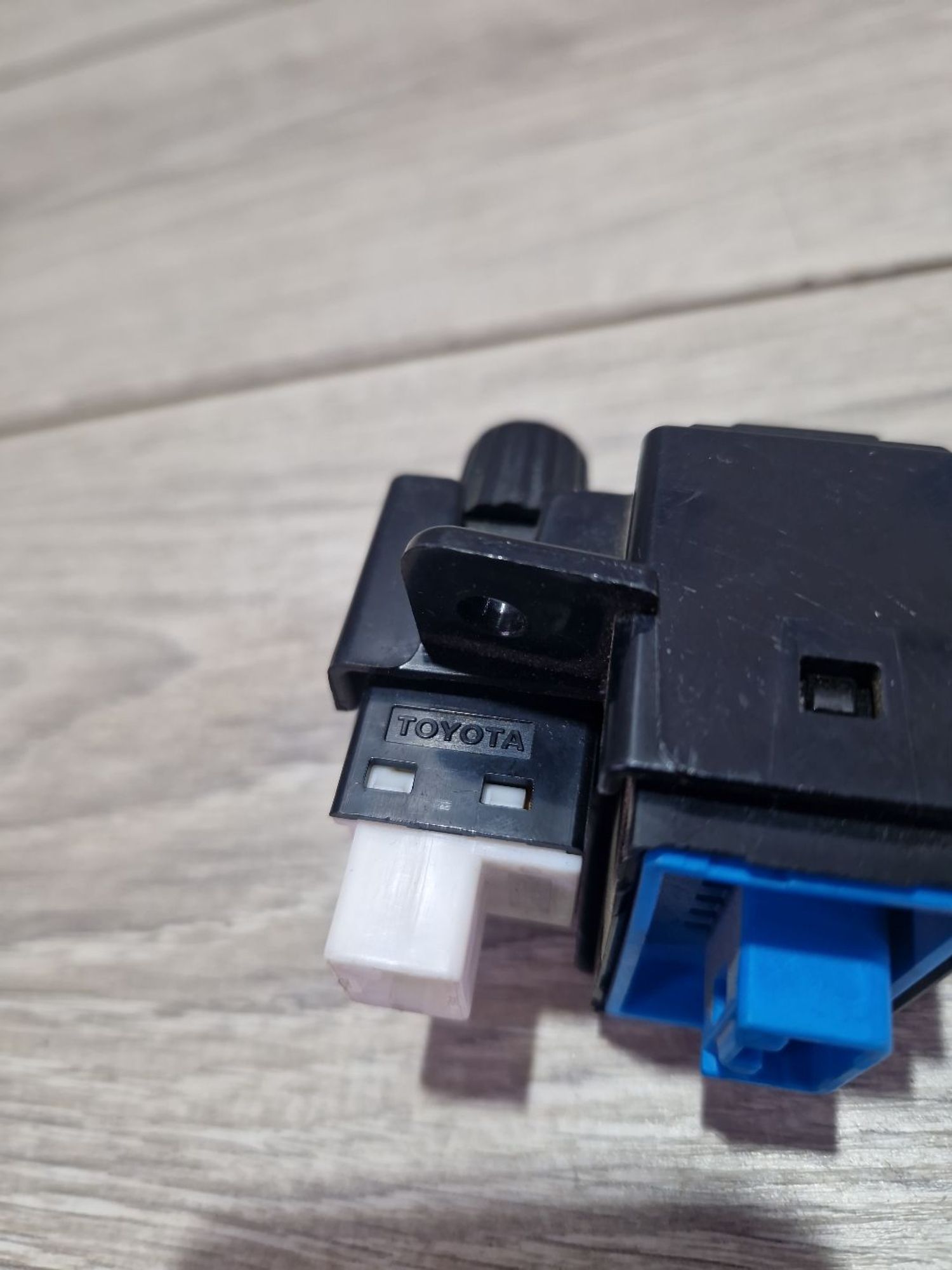 https://ycs.partsauto.market/partsauto-images/thmbs/userImages/0d5a73f363ec19ea8b7d8d6483ce4211/part/232d69ca-2c81-43e5-a6a2-45e76b2775a3_1787820159621.jpg