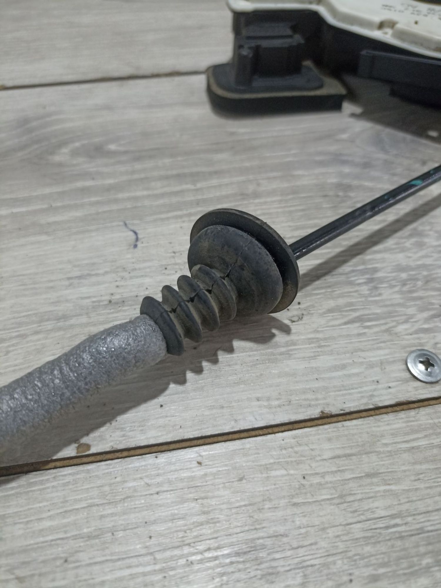 https://ycs.partsauto.market/partsauto-images/thmbs/userImages/0d5a73f363ec19ea8b7d8d6483ce4211/part/234a86fb-c51f-4dc3-9435-e270f7d043ba_1783153700443.jpg