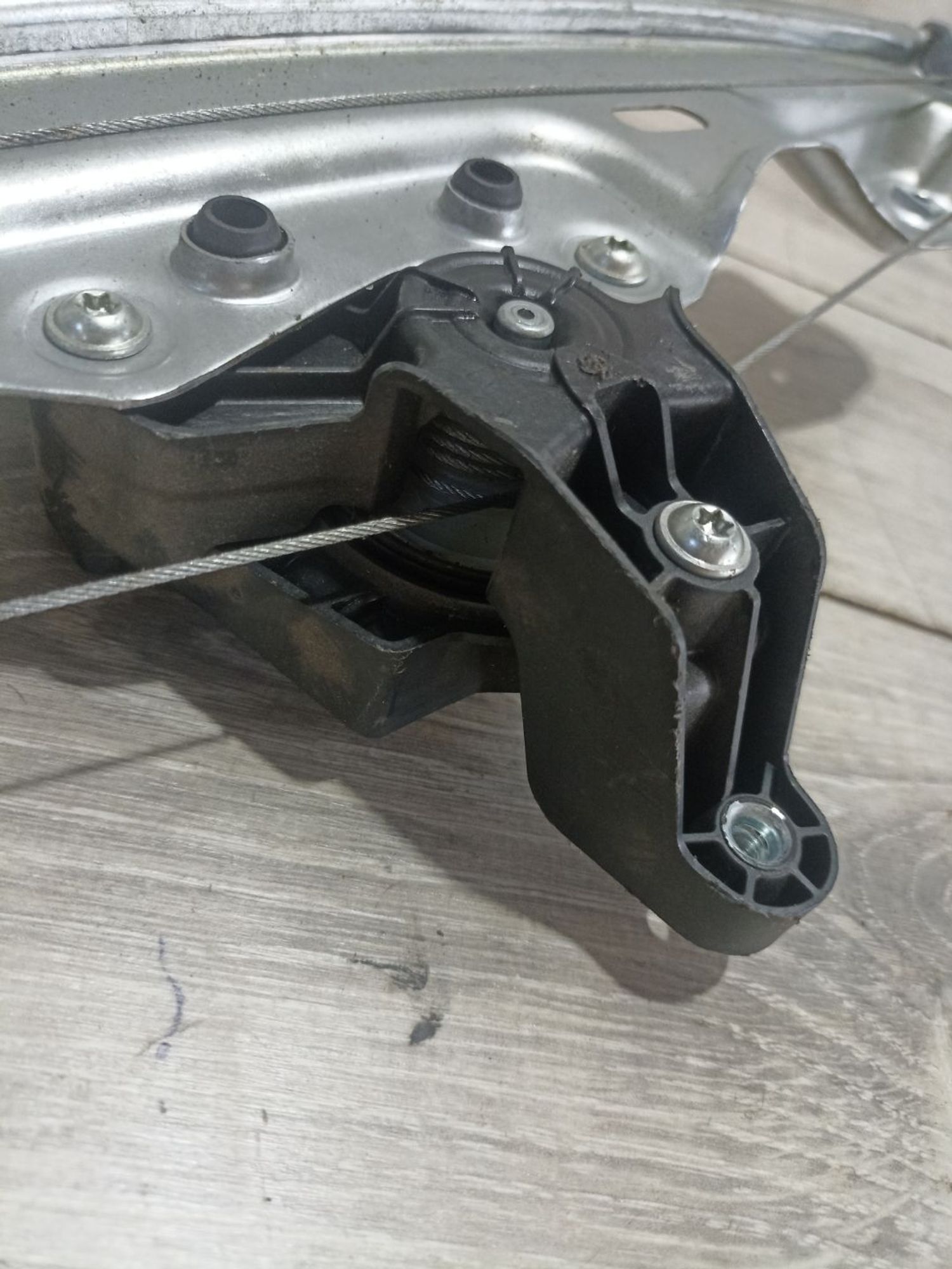 https://ycs.partsauto.market/partsauto-images/thmbs/userImages/0d5a73f363ec19ea8b7d8d6483ce4211/part/2507fcd2-814d-4186-8cda-ddb75f7a2f9a_1784029921721.jpg
