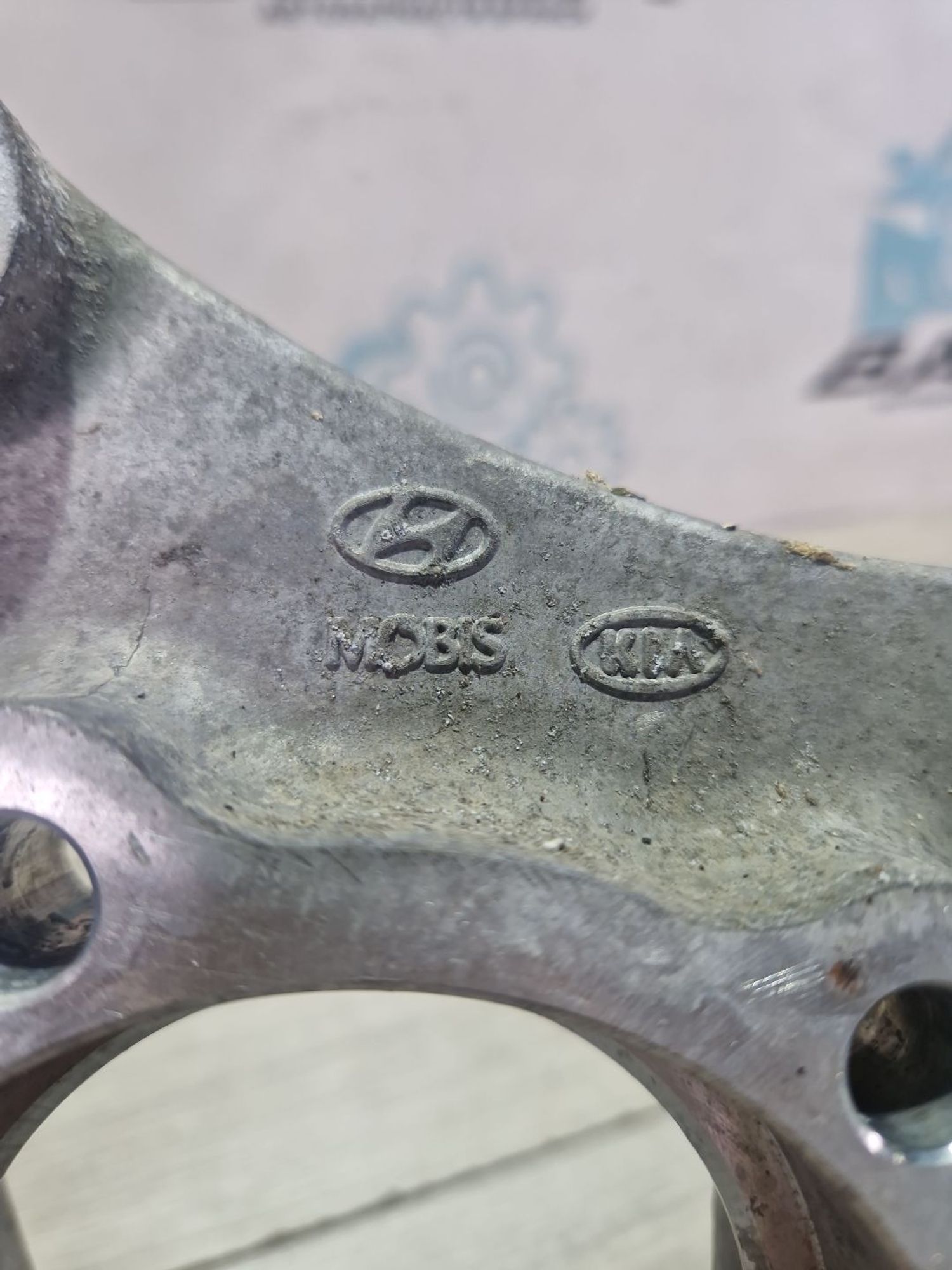https://ycs.partsauto.market/partsauto-images/thmbs/userImages/0d5a73f363ec19ea8b7d8d6483ce4211/part/26ede79a-709a-4068-8767-42b9f1332546_1786957930442.jpg