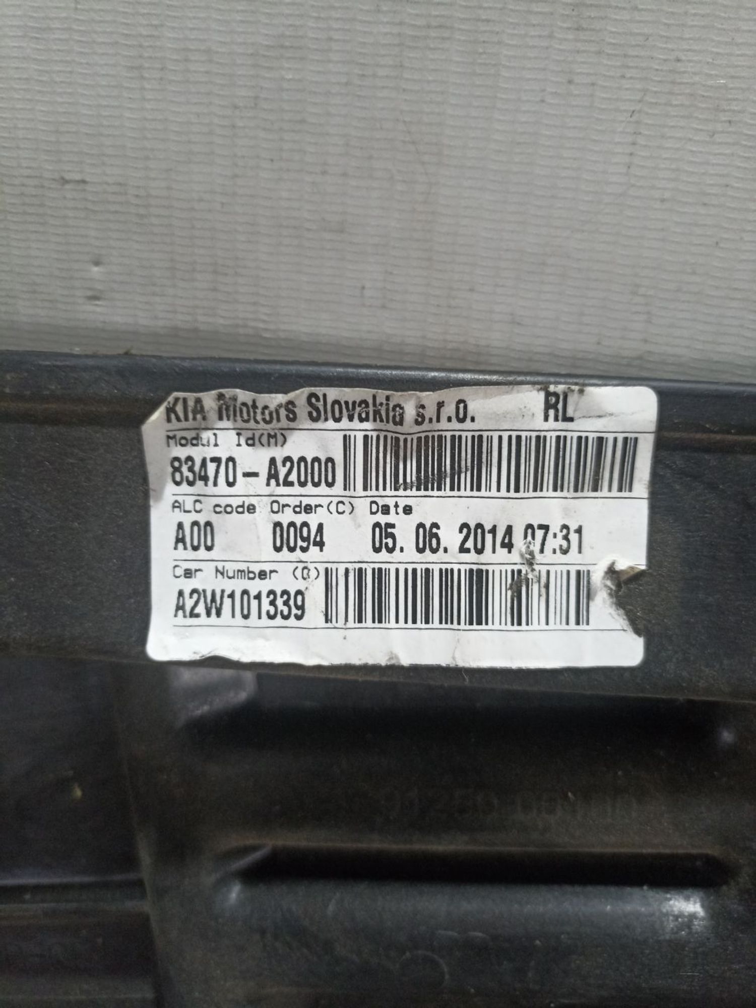 https://ycs.partsauto.market/partsauto-images/thmbs/userImages/0d5a73f363ec19ea8b7d8d6483ce4211/part/2805214b-0aca-473a-a9a4-9404f6f3e80c_1783333358917.jpg