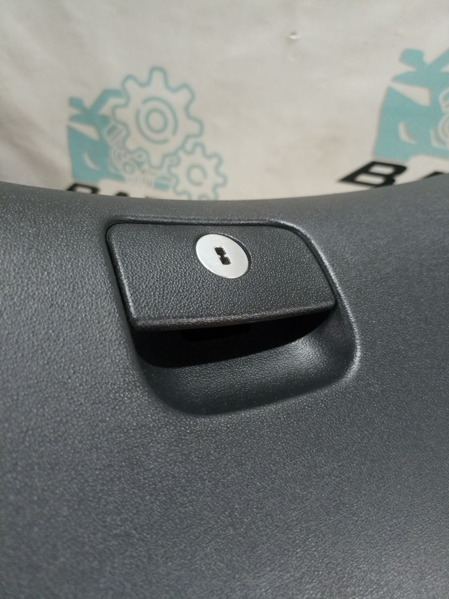 https://ycs.partsauto.market/partsauto-images/thmbs/userImages/0d5a73f363ec19ea8b7d8d6483ce4211/part/2946f126-b4d4-40a9-99e3-500dec06d6dd_1784208015782.jpg
