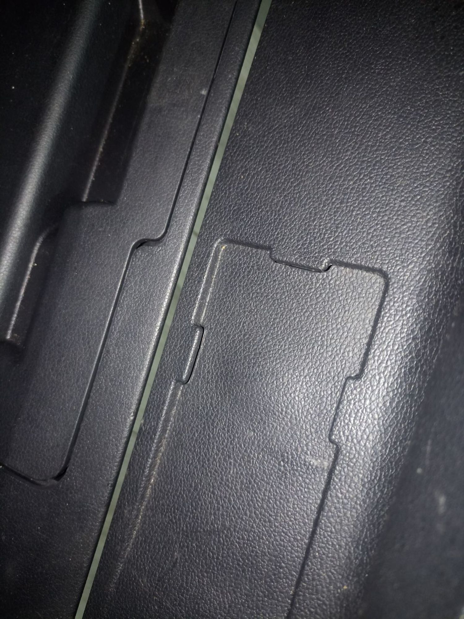 https://ycs.partsauto.market/partsauto-images/thmbs/userImages/0d5a73f363ec19ea8b7d8d6483ce4211/part/2ae2aead-ff42-4e3c-ba27-47aa82dbf41d_1784288860559.jpg