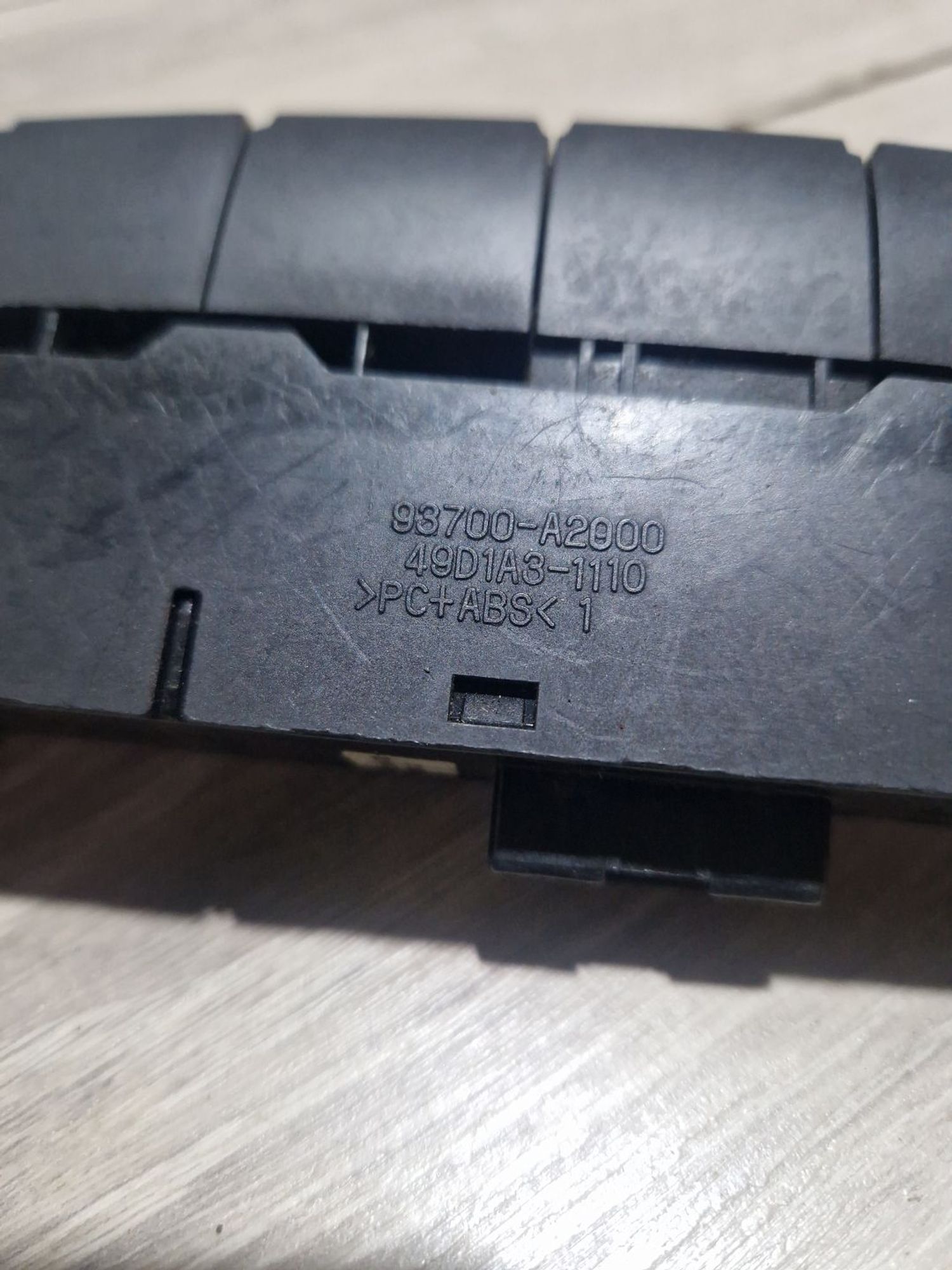 https://ycs.partsauto.market/partsauto-images/thmbs/userImages/0d5a73f363ec19ea8b7d8d6483ce4211/part/2b52c1c9-1c40-4c77-a8b4-68eb24dcf878_1787317931000.jpg