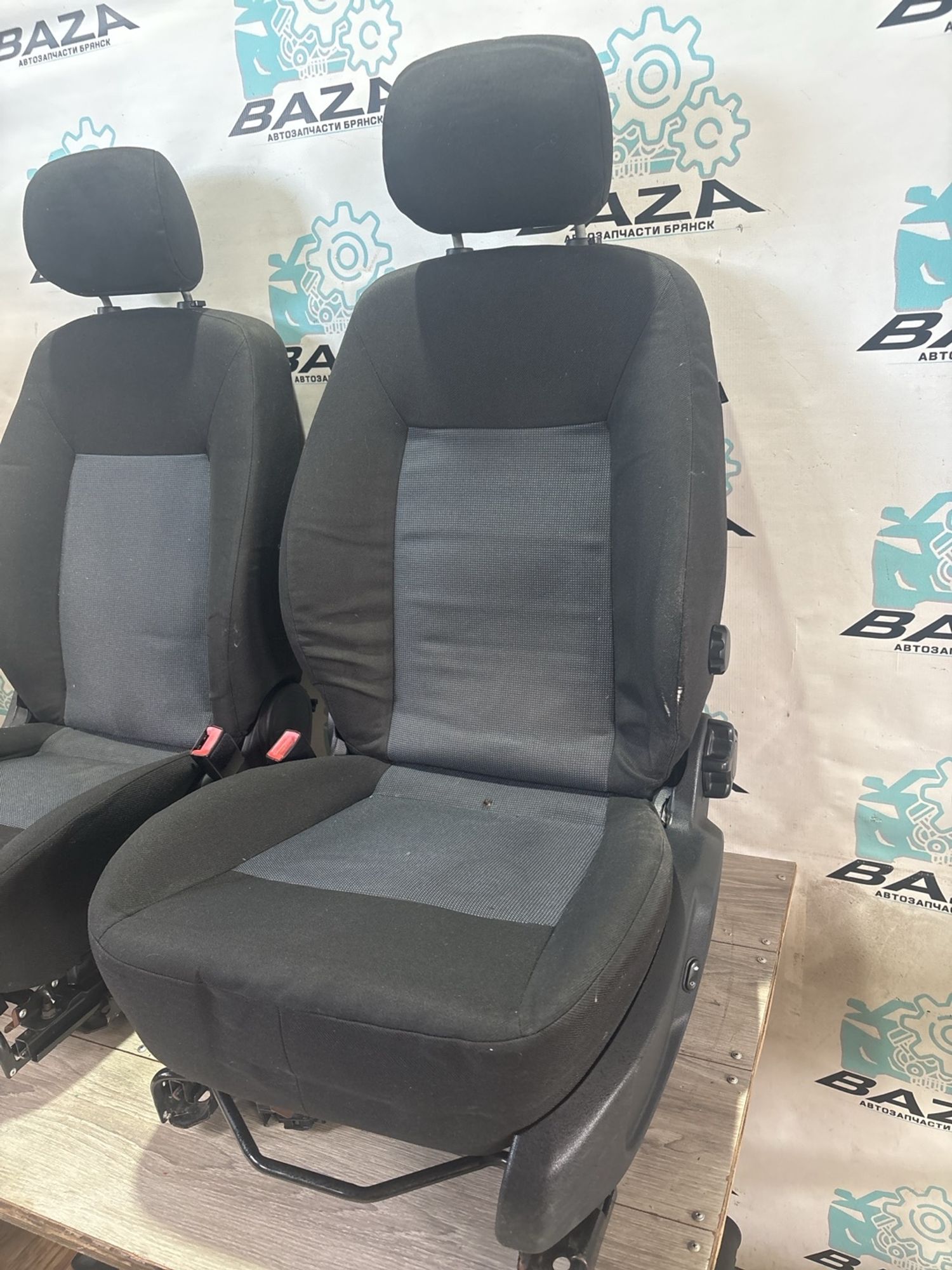 https://ycs.partsauto.market/partsauto-images/thmbs/userImages/0d5a73f363ec19ea8b7d8d6483ce4211/part/2d0a96c2-2e32-47b9-9f12-60ad286be1e4_1781008783844.jpg