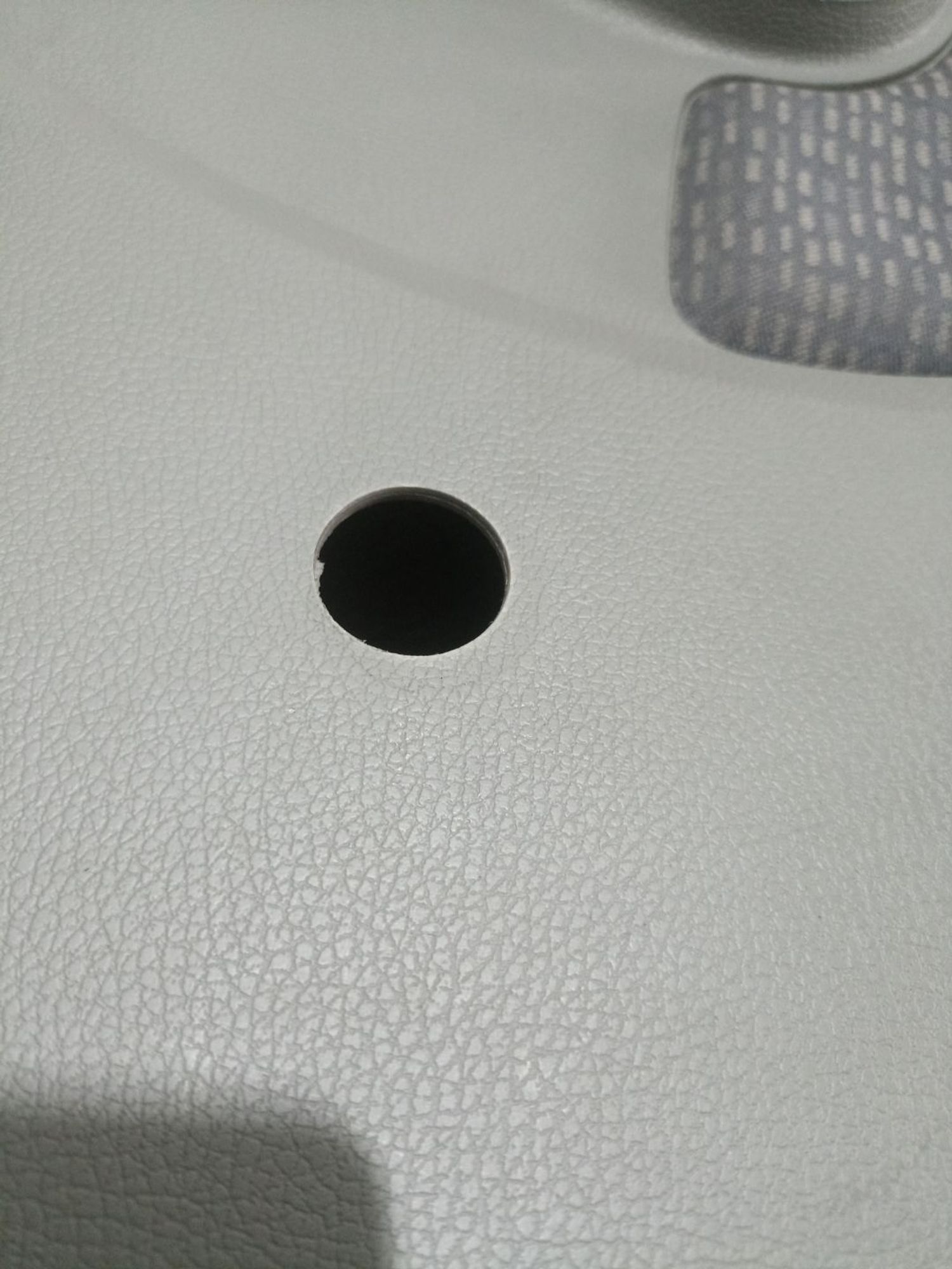 https://ycs.partsauto.market/partsauto-images/thmbs/userImages/0d5a73f363ec19ea8b7d8d6483ce4211/part/2daeec37-c389-454a-9136-48b0f9b0dff8_1784628454051.jpg