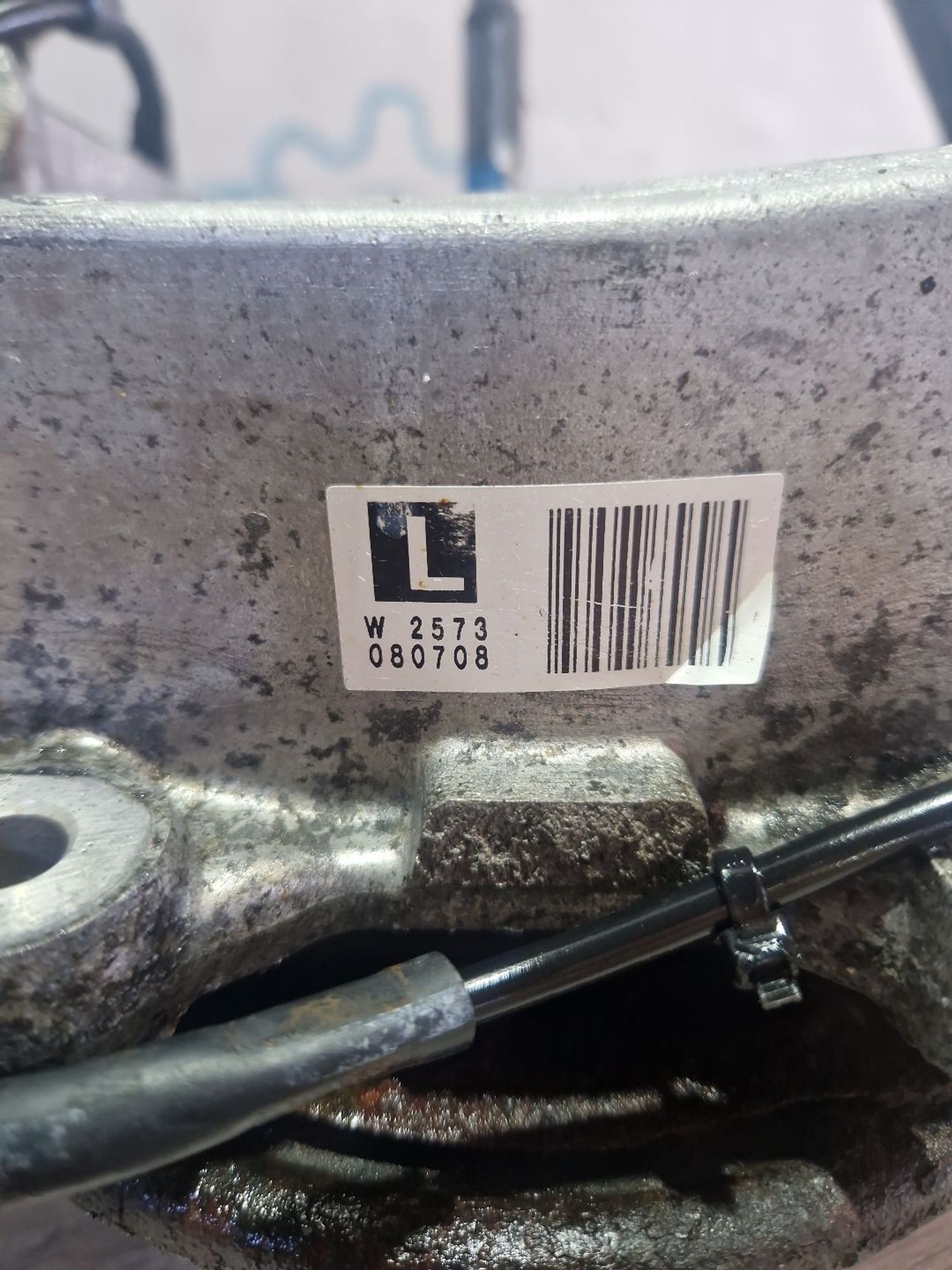 https://ycs.partsauto.market/partsauto-images/thmbs/userImages/0d5a73f363ec19ea8b7d8d6483ce4211/part/30695c30-eae8-4e2c-a4e1-9de4272f40af_1786962558168.jpg